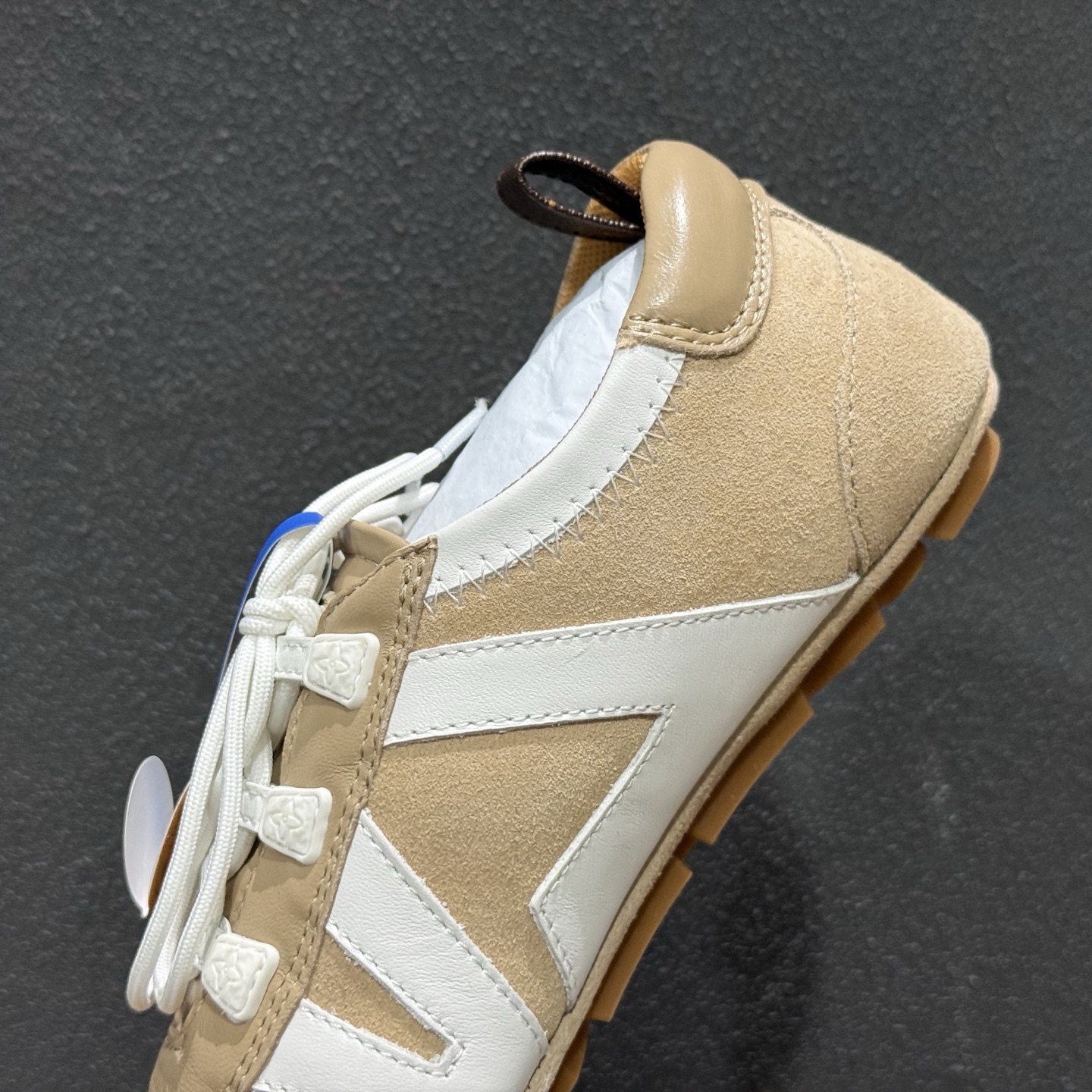 2026早春发布新款LOUIS VUITTON SneaKerina 德训鞋 芭蕾舞鞋 2026早春发布新款LOUIS VUITTON SneaKerina 德训鞋 芭蕾舞鞋