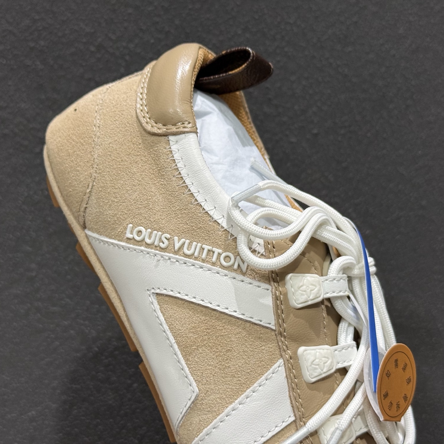 2026早春发布新款LOUIS VUITTON SneaKerina 德训鞋 芭蕾舞鞋 2026早春发布新款LOUIS VUITTON SneaKerina 德训鞋 芭蕾舞鞋