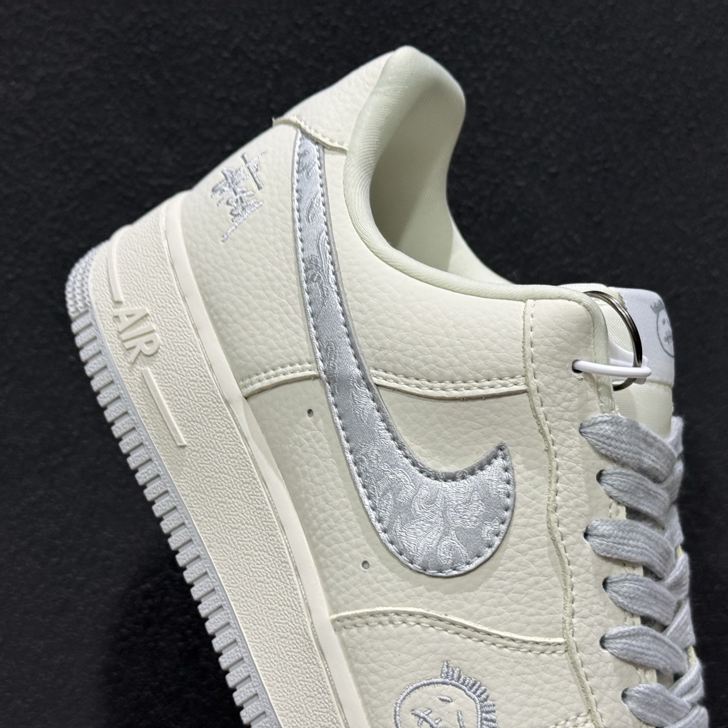 NIKE AIR FORCE 1LOW 联名款 DW8806-013-Top High Quatity Cheap Sneakers Fashion Clothing Clothes Bags handbags Shoes of all Brand wholesale With The best Quality And Beautiful Price from China Factory Chinese suppliers wholesaler seller NIKE AIR FORCE 1LOW 联名款 DW8806-013