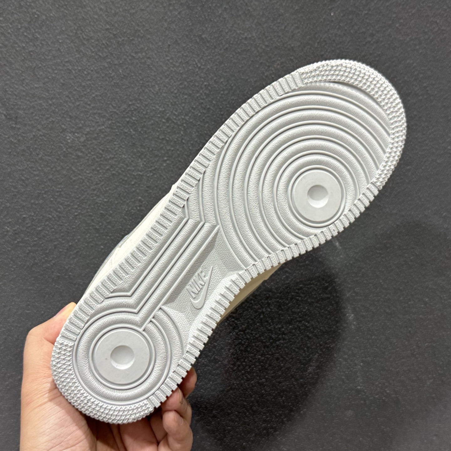 NIKE AIR FORCE 1LOW 联名款 DW8806-013-Top High Quatity Cheap Sneakers Fashion Clothing Clothes Bags handbags Shoes of all Brand wholesale With The best Quality And Beautiful Price from China Factory Chinese suppliers wholesaler seller NIKE AIR FORCE 1LOW 联名款 DW8806-013