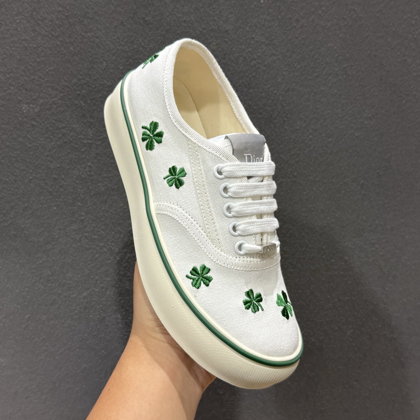 Dior迪奥Saltwind系列复古老花蕾丝帆布鞋情侣款休闲运动鞋板鞋-Top High Quatity Cheap Sneakers Fashion Clothing Clothes Bags handbags Shoes of all Brand wholesale With The best Quality And Beautiful Price from China Factory Chinese suppliers wholesaler seller Dior迪奥Saltwind系列复古老花蕾丝帆布鞋情侣款休闲运动鞋板鞋