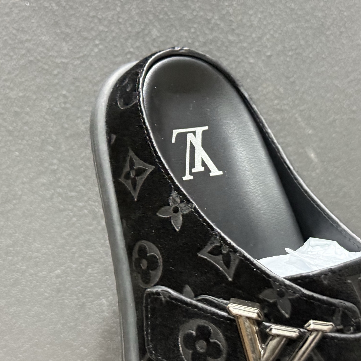 广东礼盒版Lv驴家Easy绒面小牛皮勃肯半包头拖鞋-Top High Quatity Cheap Sneakers Fashion Clothing Clothes Bags handbags Shoes of all Brand wholesale With The best Quality And Beautiful Price from China Factory Chinese suppliers wholesaler seller 广东礼盒版Lv驴家Easy绒面小牛皮勃肯半包头拖鞋