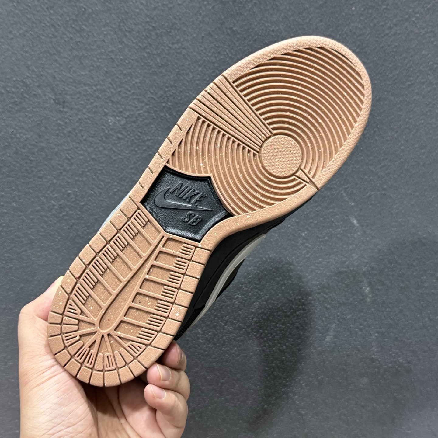 YC版本 Nike SB Dunk Low 低帮休闲滑板鞋 FQ7585-200-Top High Quatity Cheap Sneakers Fashion Clothing Clothes Bags handbags Shoes of all Brand wholesale With The best Quality And Beautiful Price from China Factory Chinese suppliers wholesaler seller YC版本 Nike SB Dunk Low 低帮休闲滑板鞋 FQ7585-200