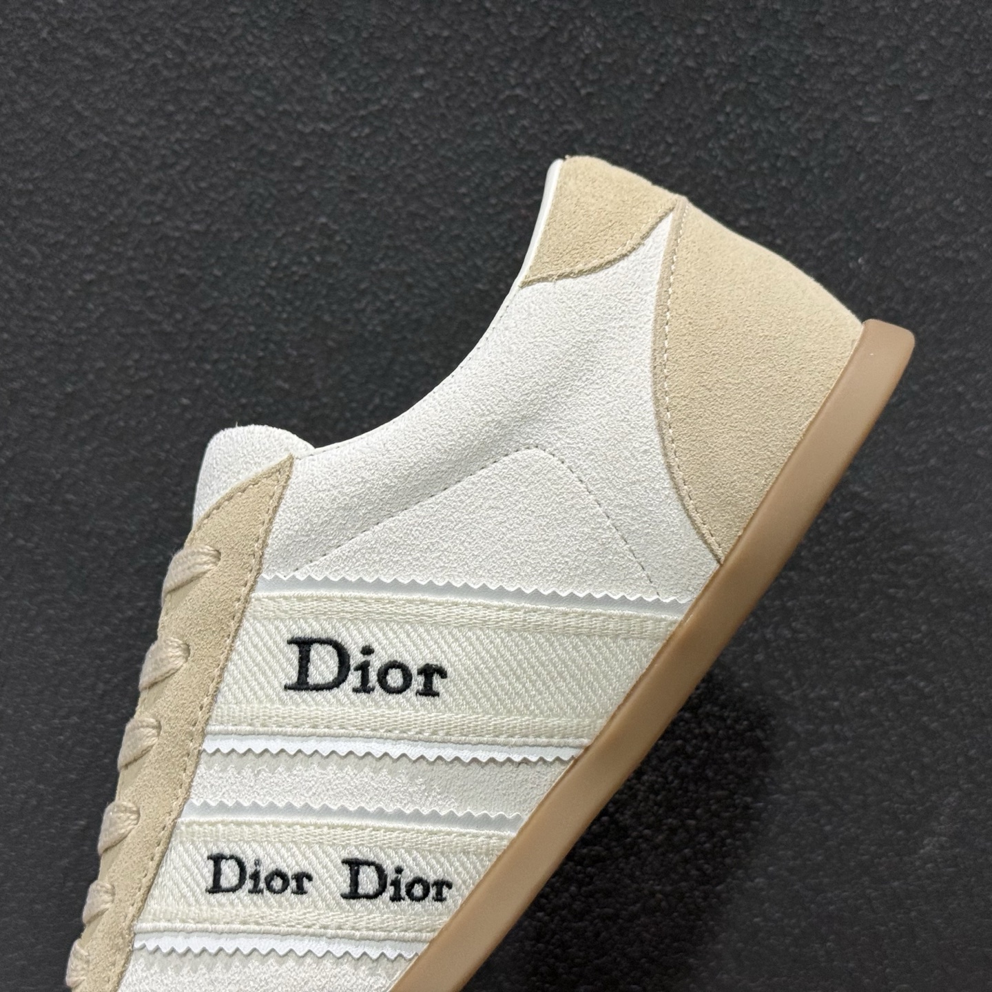 [Dior Ribbon德训鞋]经典复刻 多色可选 品牌标志性缎带印花 致敬经典J'Adior设计