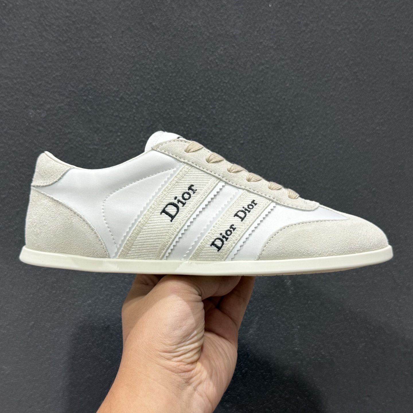 [Dior Ribbon德训鞋]经典复刻 多色可选 品牌标志性缎带印花