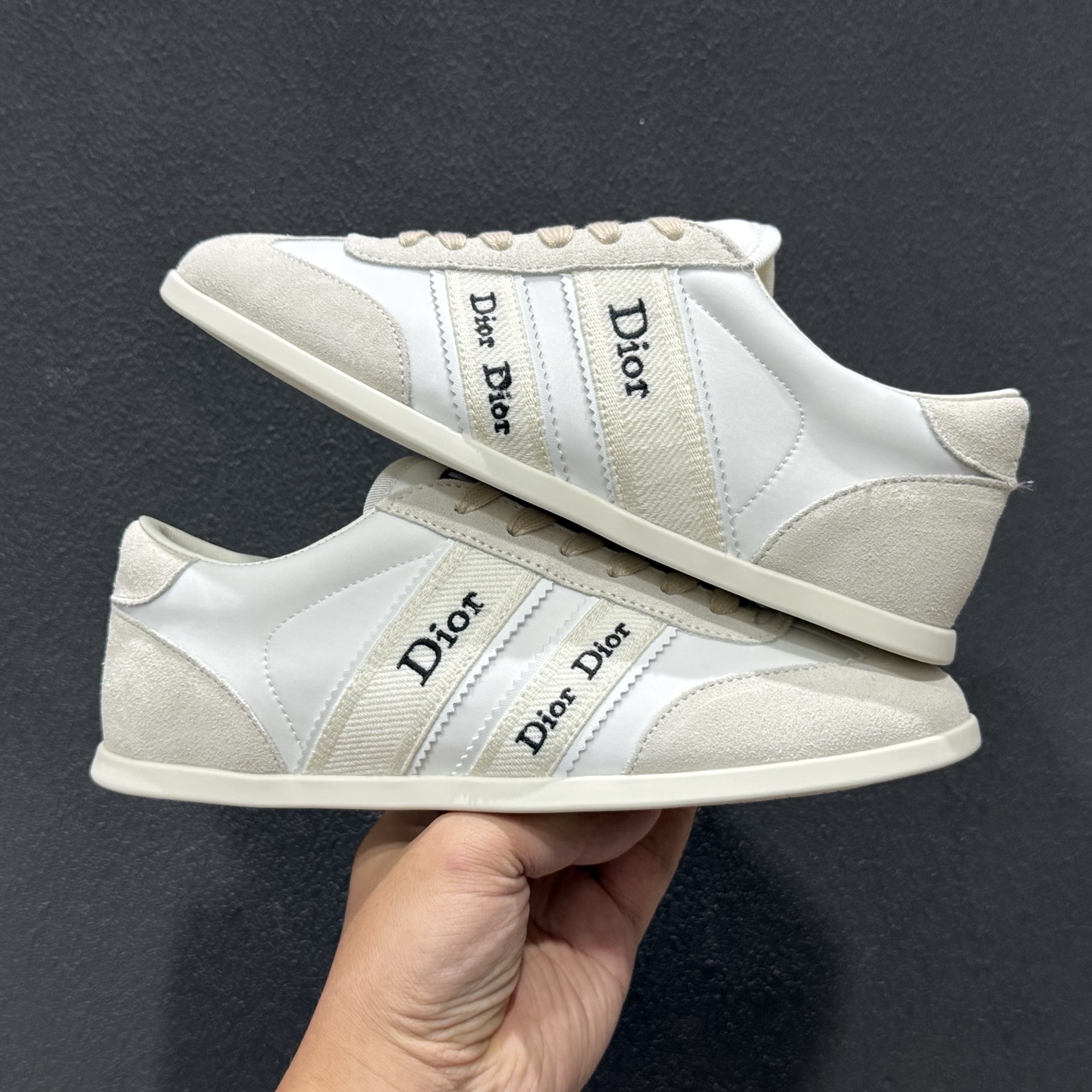 [Dior Ribbon德训鞋]经典复刻 多色可选 品牌标志性缎带印花