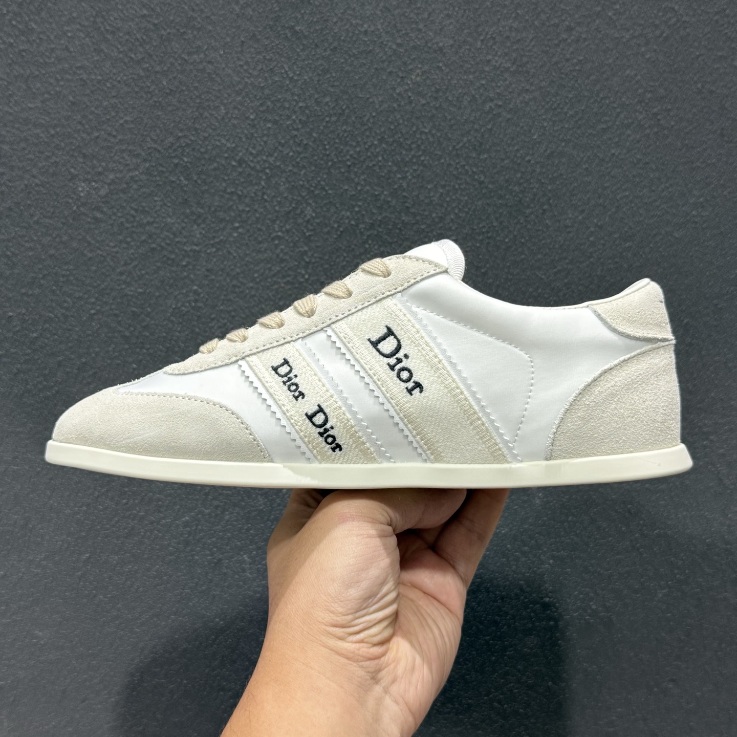 [Dior Ribbon德训鞋]经典复刻 多色可选 品牌标志性缎带印花