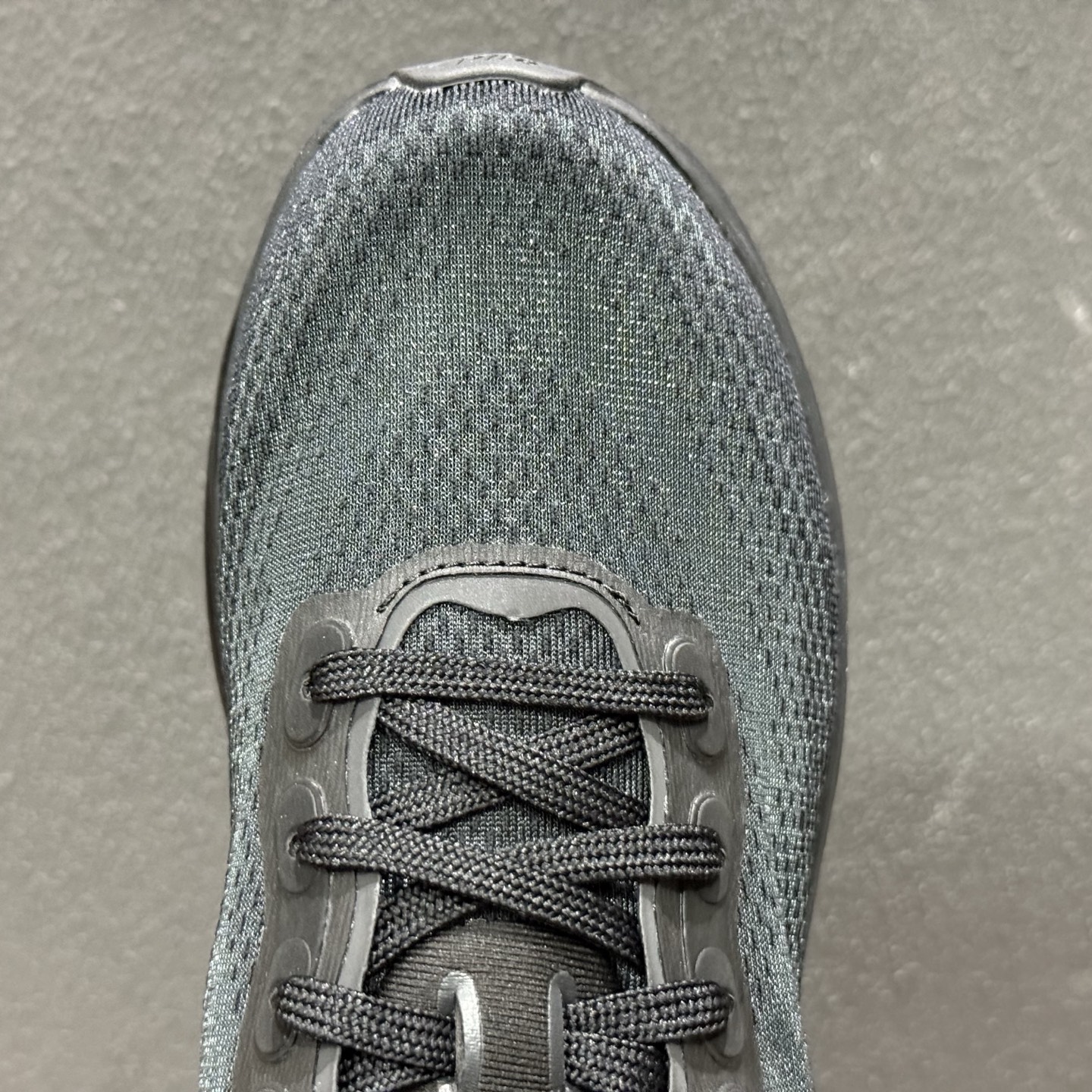 Nike Air Zoom Vomero Premium 耐克网面厚底气垫跑鞋 IQ0627-001