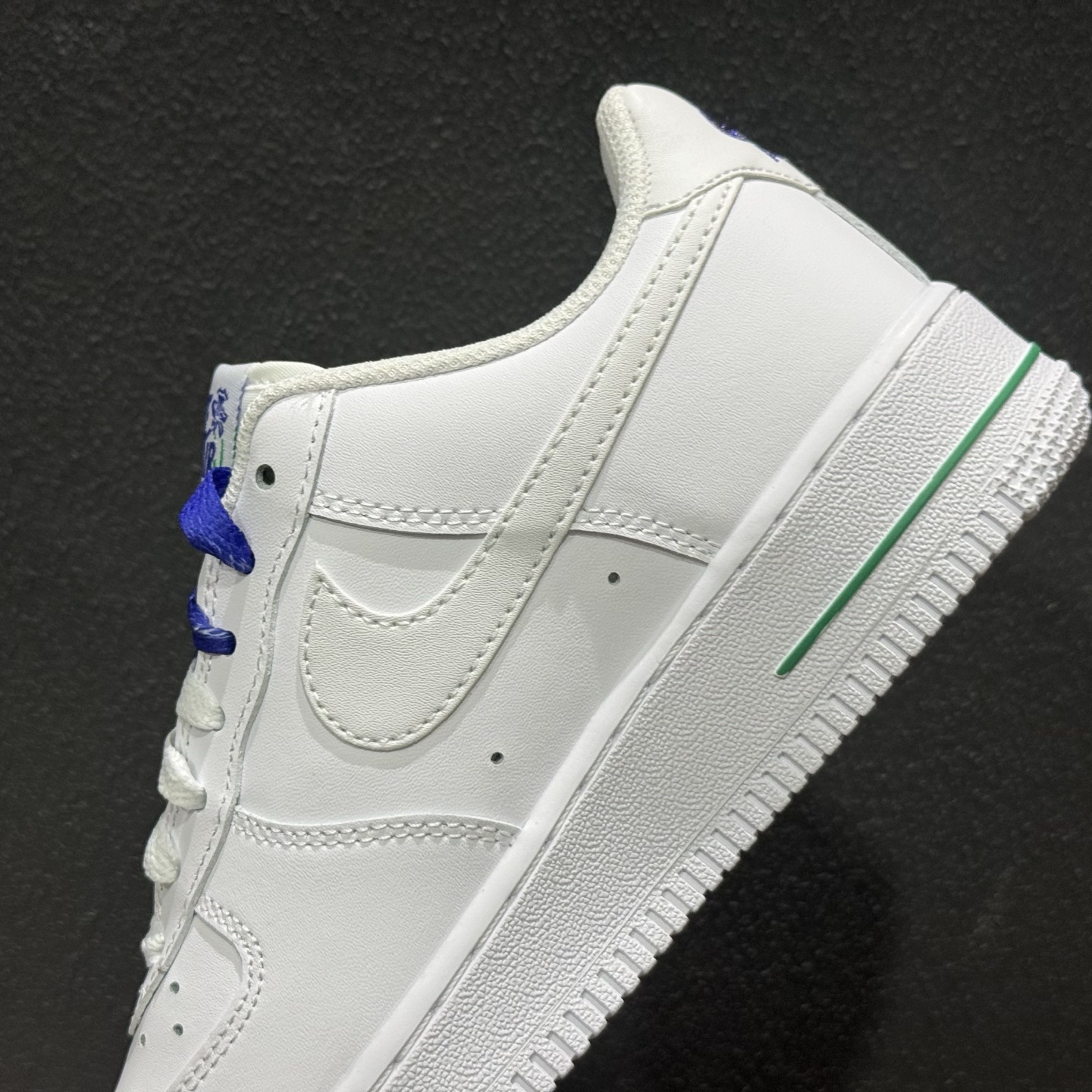 NK Air Force 1 空军一号 IF0498-101 NK Air Force 1 空军一号 IF0498-101