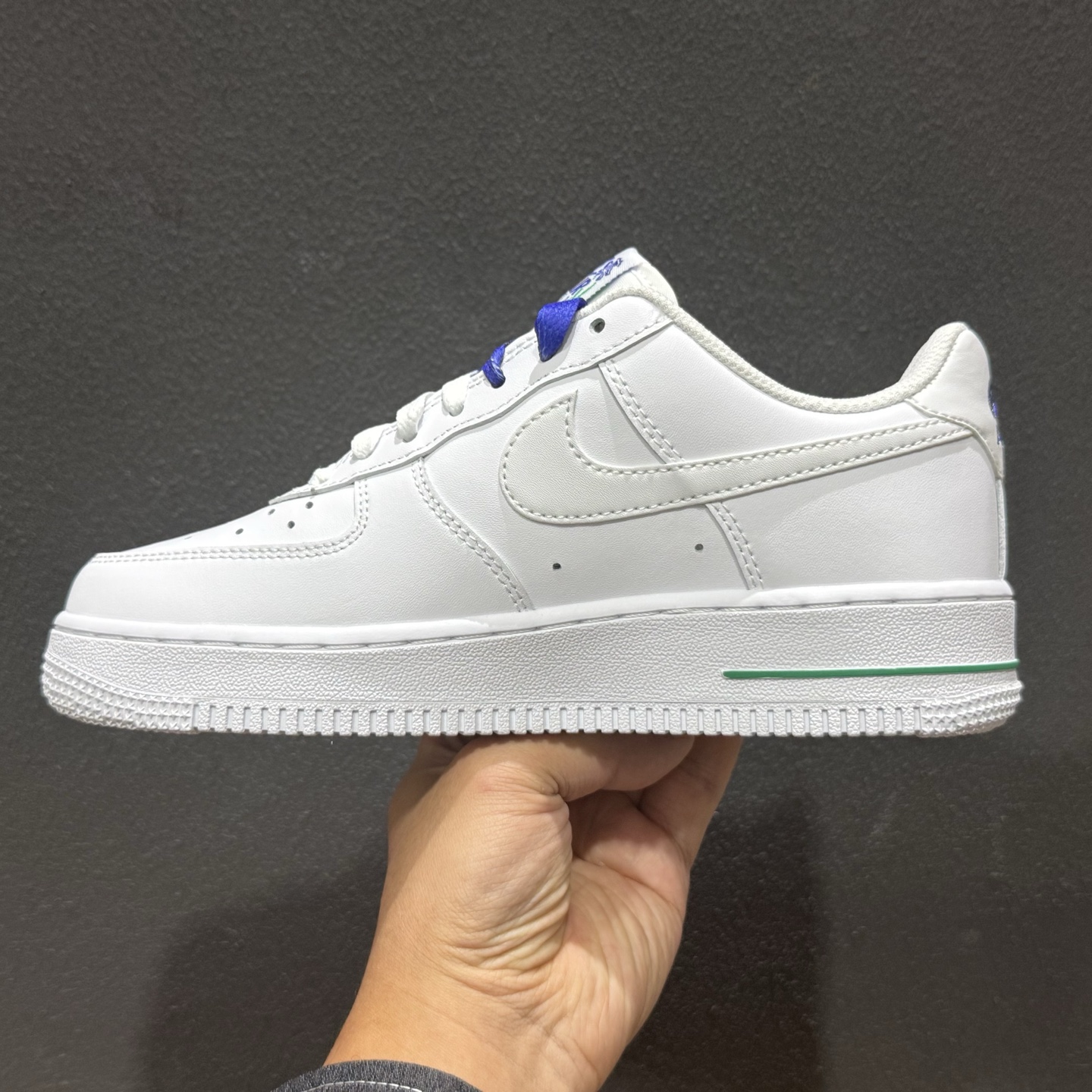 NK Air Force 1 空军一号 IF0498-101 NK Air Force 1 空军一号 IF0498-101