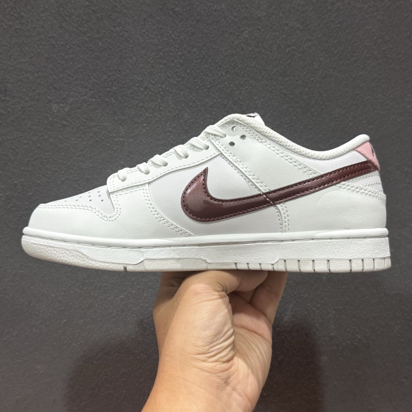 Nike SB Dunk Low 低帮休闲板鞋 IM6025-121-Top High Quatity Cheap Sneakers Fashion Clothing Clothes Bags handbags Shoes of all Brand wholesale With The best Quality And Beautiful Price from China Factory Chinese suppliers wholesaler seller Nike SB Dunk Low 低帮休闲板鞋 IM6025-121