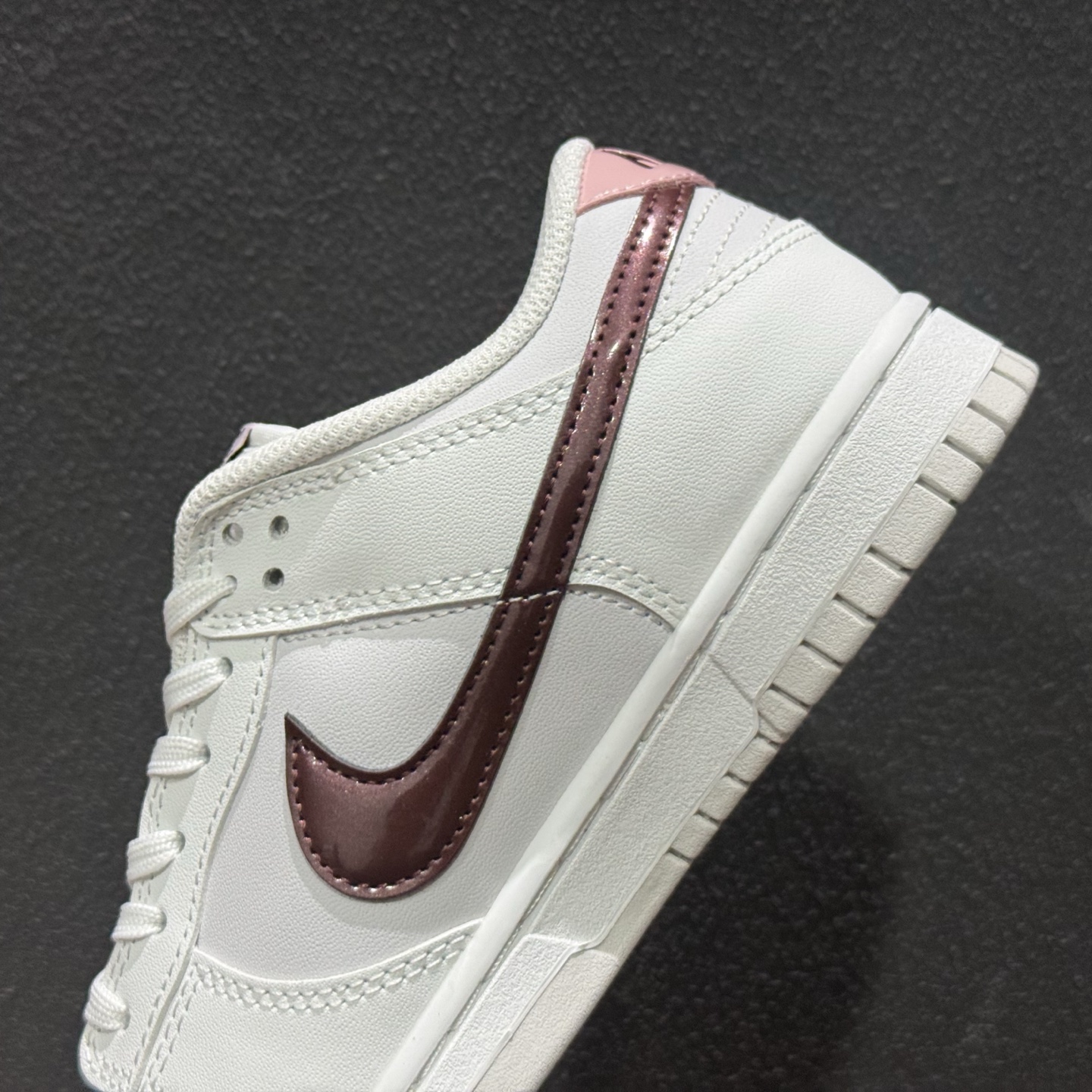 Nike SB Dunk Low 低帮休闲板鞋 IM6025-121-Top High Quatity Cheap Sneakers Fashion Clothing Clothes Bags handbags Shoes of all Brand wholesale With The best Quality And Beautiful Price from China Factory Chinese suppliers wholesaler seller Nike SB Dunk Low 低帮休闲板鞋 IM6025-121