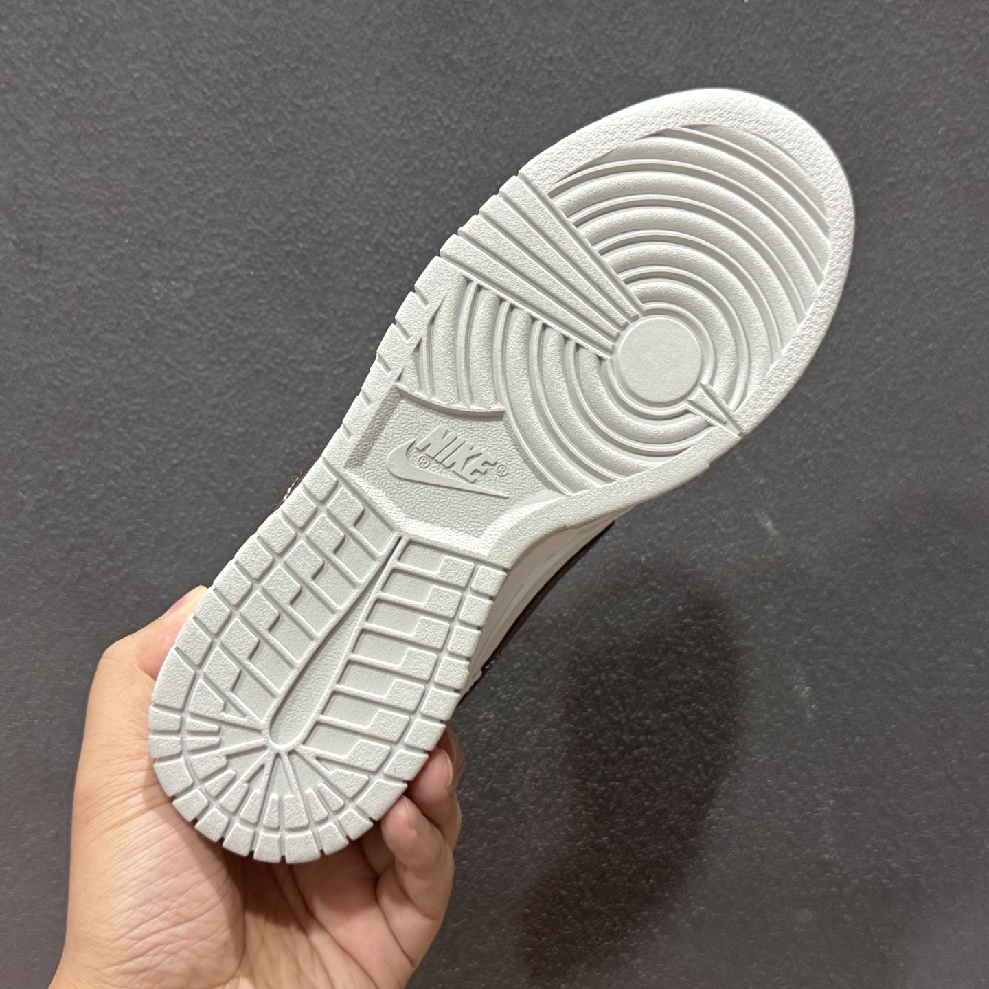 Nike SB Dunk Low 低帮休闲板鞋 IM6025-121-Top High Quatity Cheap Sneakers Fashion Clothing Clothes Bags handbags Shoes of all Brand wholesale With The best Quality And Beautiful Price from China Factory Chinese suppliers wholesaler seller Nike SB Dunk Low 低帮休闲板鞋 IM6025-121