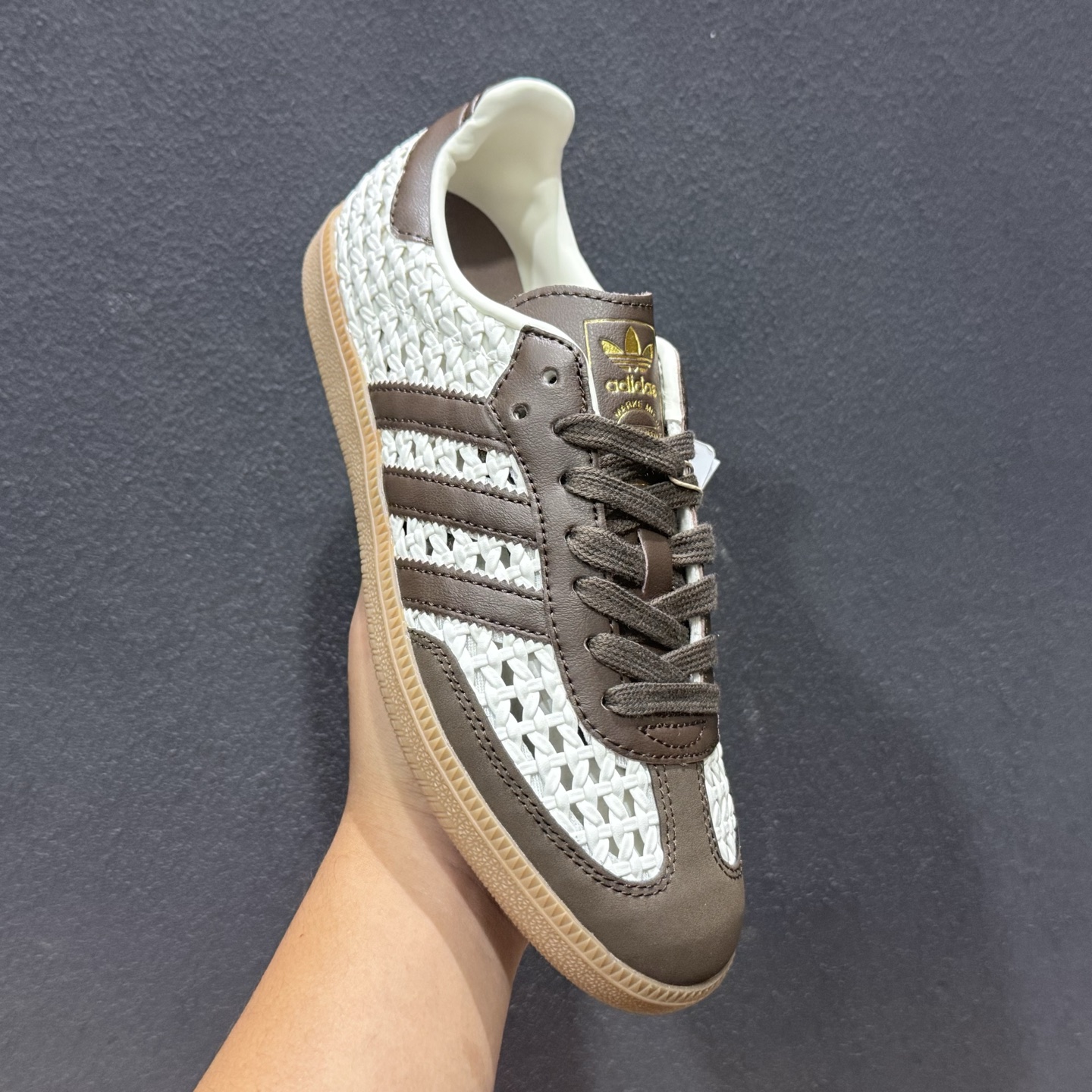 Adidas Originals Samba 桑巴舞系列绅士德训足球风百搭低帮休闲运动板鞋 IH9373-126-Top High Quatity Cheap Sneakers Fashion Clothing Clothes Bags handbags Shoes of all Brand wholesale With The best Quality And Beautiful Price from China Factory Chinese suppliers wholesaler seller Adidas Originals Samba 桑巴舞系列绅士德训足球风百搭低帮休闲运动板鞋 IH9373-126