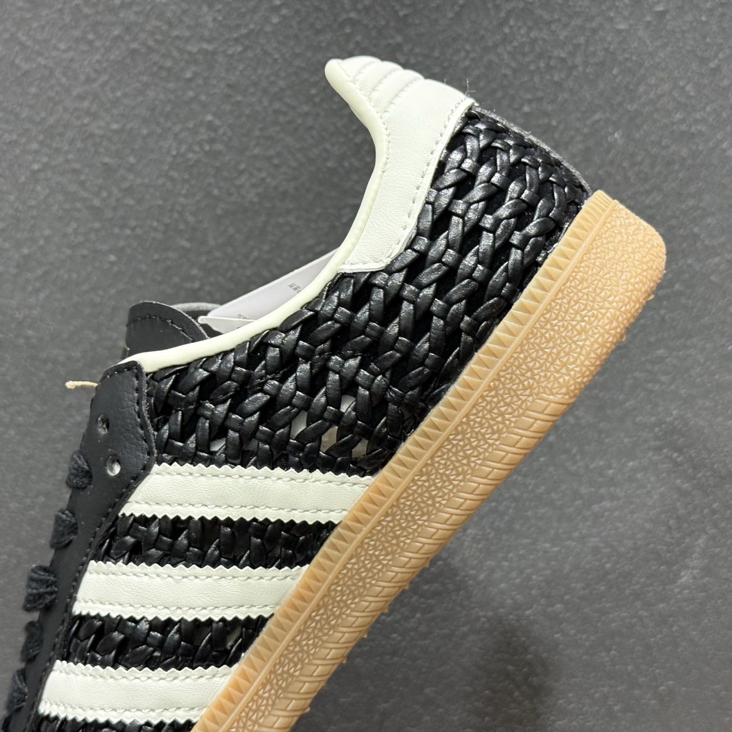 Adidas SAMBA W德训鞋 大厂纯原品质出货 超高清洁度 细节完美 舒适百搭 低帮休闲板鞋 男女同款 HQ9282-126 Adidas SAMBA W德训鞋 大厂纯原品质出货 超高清洁度 细节完美 舒适百搭 低帮休闲板鞋 男女同款 HQ9282-126