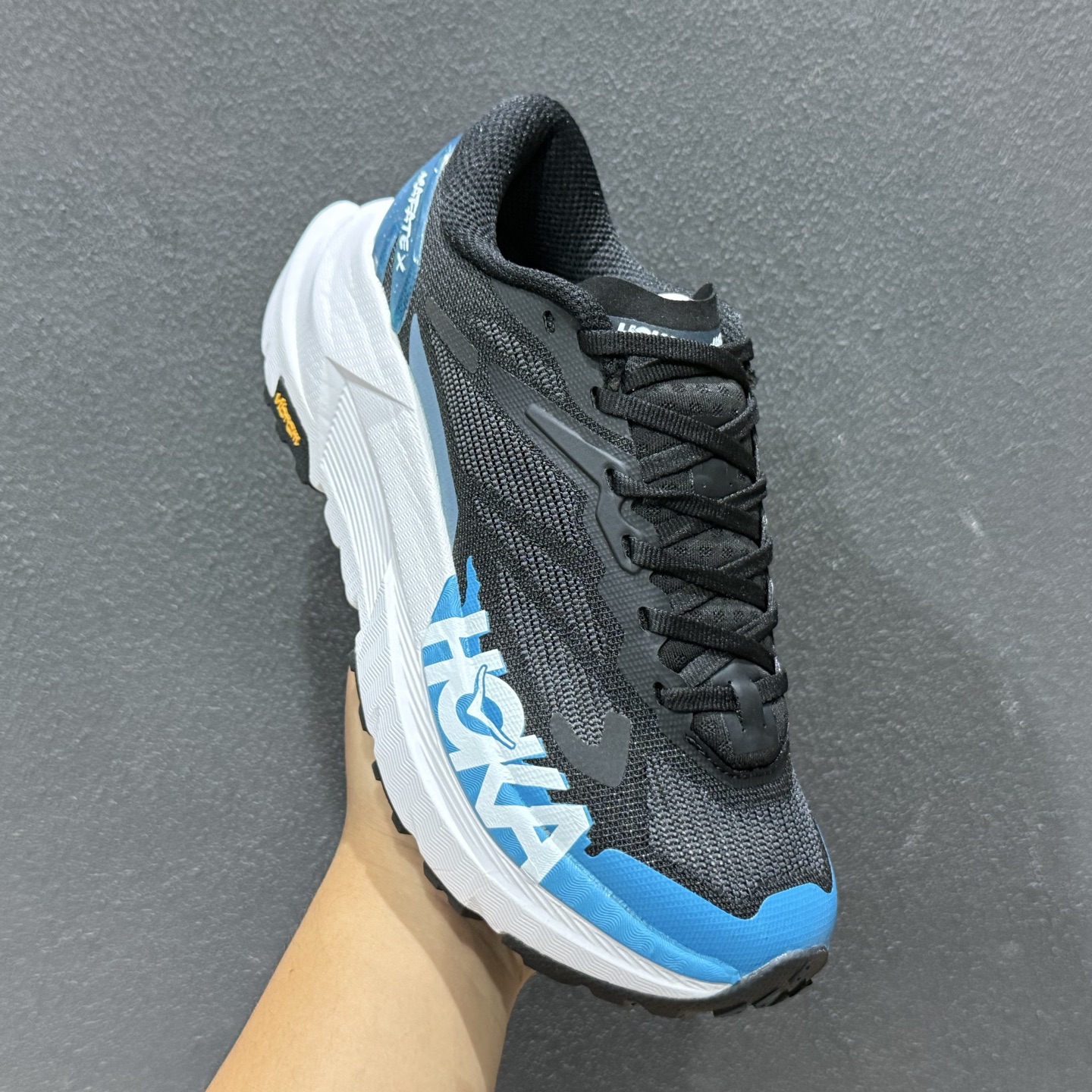 Hoka One One Mafate X 黑蓝 百搭经典超马越野跑步鞋 1161990-BKSK-Top High Quatity Cheap Sneakers Fashion Clothing Clothes Bags handbags Shoes of all Brand wholesale With The best Quality And Beautiful Price from China Factory Chinese suppliers wholesaler seller Hoka One One Mafate X 黑蓝 百搭经典超马越野跑步鞋 1161990-BKSK