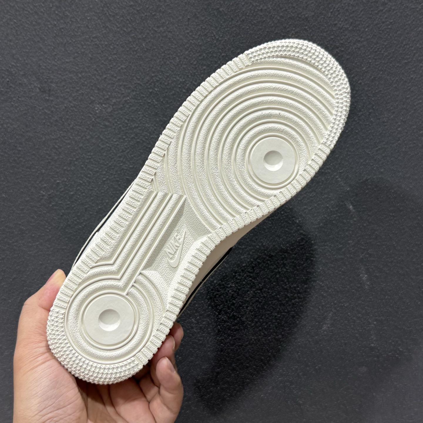 Nike Air Force 1 Low 米灰 CS5288-609-Top High Quatity Cheap Sneakers Fashion Clothing Clothes Bags handbags Shoes of all Brand wholesale With The best Quality And Beautiful Price from China Factory Chinese suppliers wholesaler seller Nike Air Force 1 Low 米灰 CS5288-609