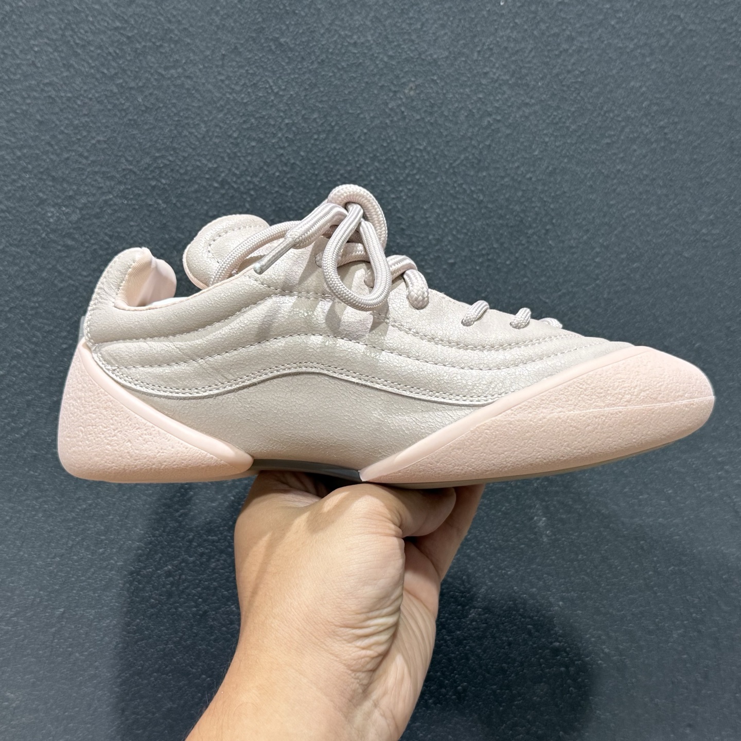 ALEXANDE* Mcquee*压力*山大麦*昆2024vs秋冬新款[圆头复古厚底休闲鞋-Top High Quatity Cheap Sneakers Fashion Clothing Clothes Bags handbags Shoes of all Brand wholesale With The best Quality And Beautiful Price from China Factory Chinese suppliers wholesaler seller ALEXANDE* Mcquee*压力*山大麦*昆2024vs秋冬新款[圆头复古厚底休闲鞋