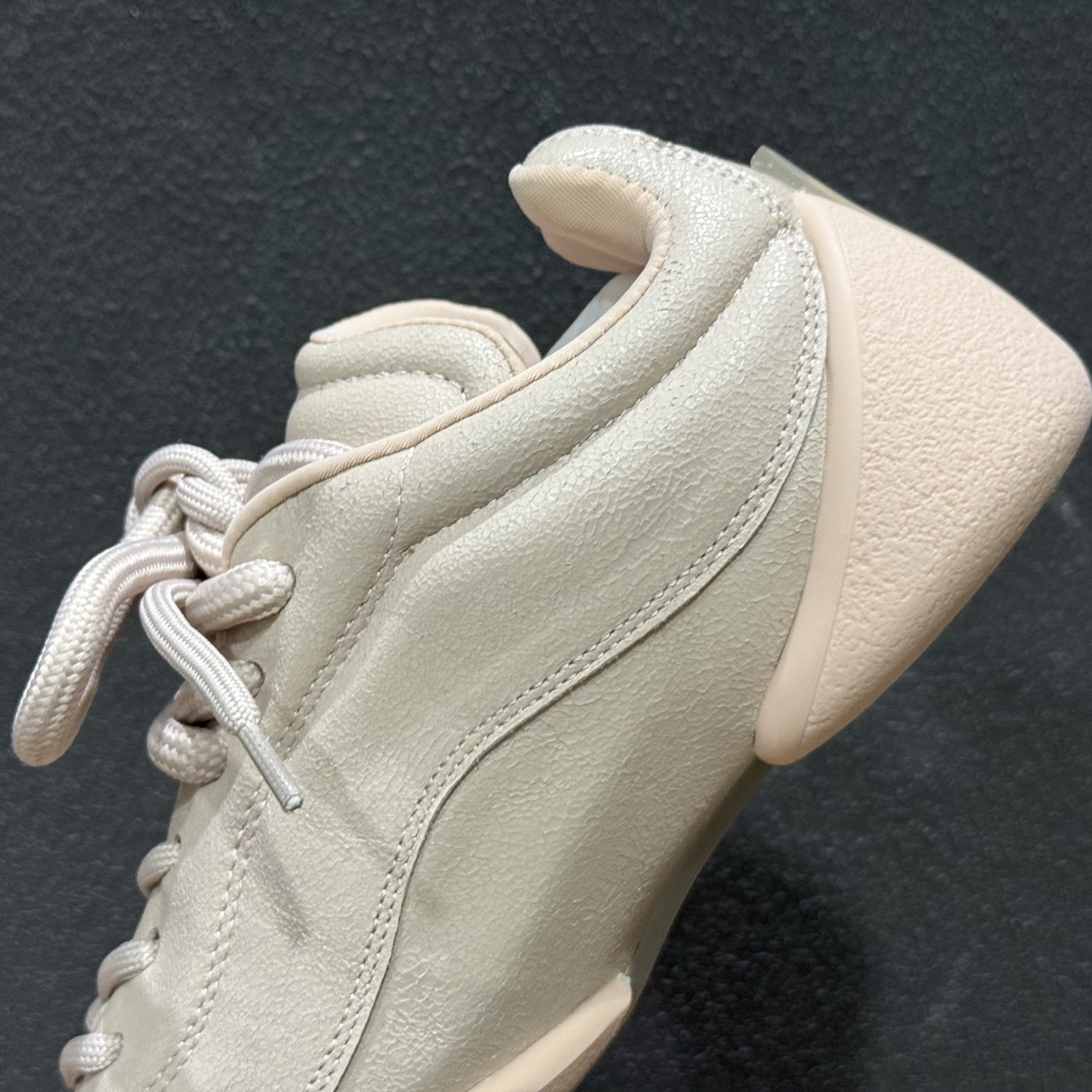 ALEXANDE* Mcquee*压力*山大麦*昆2024vs秋冬新款[圆头复古厚底休闲鞋-Top High Quatity Cheap Sneakers Fashion Clothing Clothes Bags handbags Shoes of all Brand wholesale With The best Quality And Beautiful Price from China Factory Chinese suppliers wholesaler seller ALEXANDE* Mcquee*压力*山大麦*昆2024vs秋冬新款[圆头复古厚底休闲鞋
