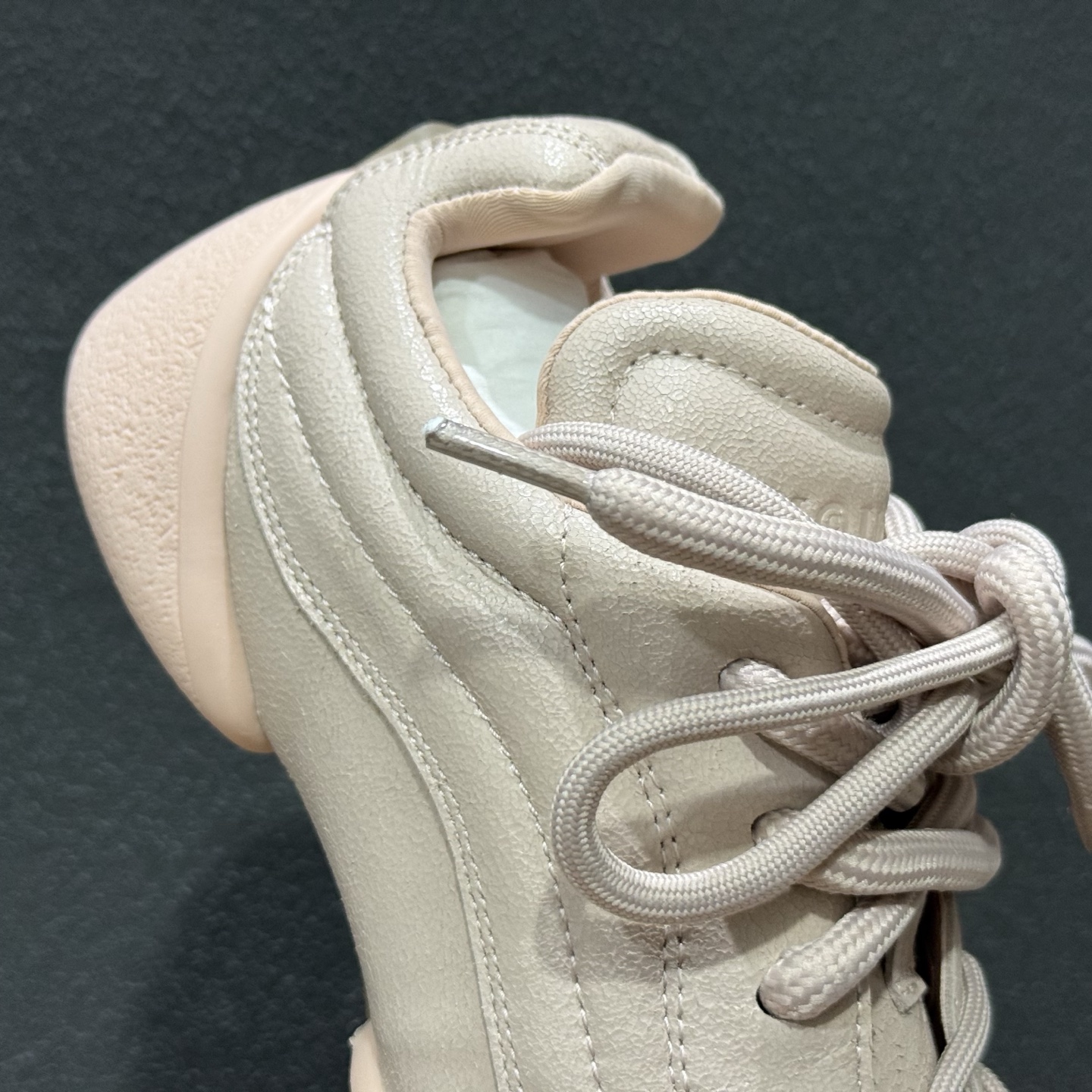 ALEXANDE* Mcquee*压力*山大麦*昆2024vs秋冬新款[圆头复古厚底休闲鞋-Top High Quatity Cheap Sneakers Fashion Clothing Clothes Bags handbags Shoes of all Brand wholesale With The best Quality And Beautiful Price from China Factory Chinese suppliers wholesaler seller ALEXANDE* Mcquee*压力*山大麦*昆2024vs秋冬新款[圆头复古厚底休闲鞋