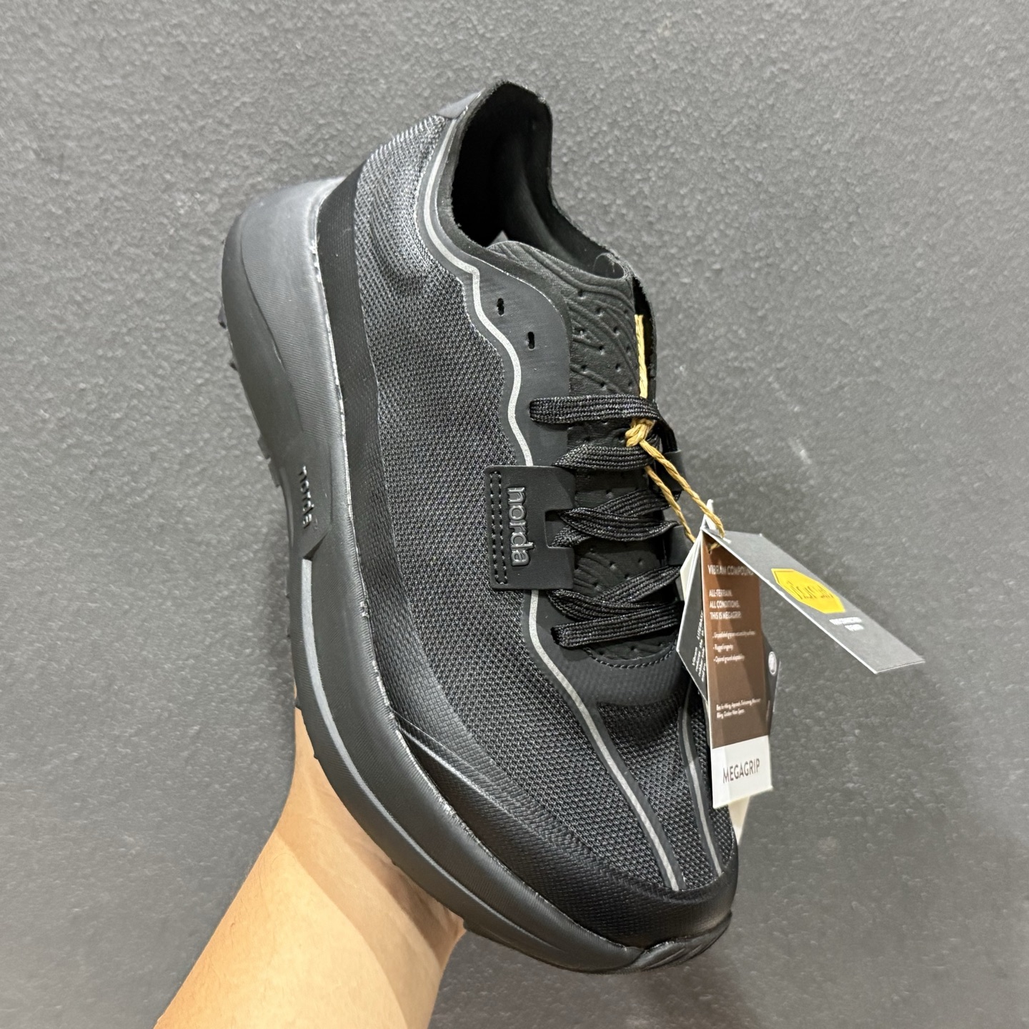 新品出货通知 市场独家上线 NORDA 005 Dyneema 徒步山地碎石路 越野跑鞋系列