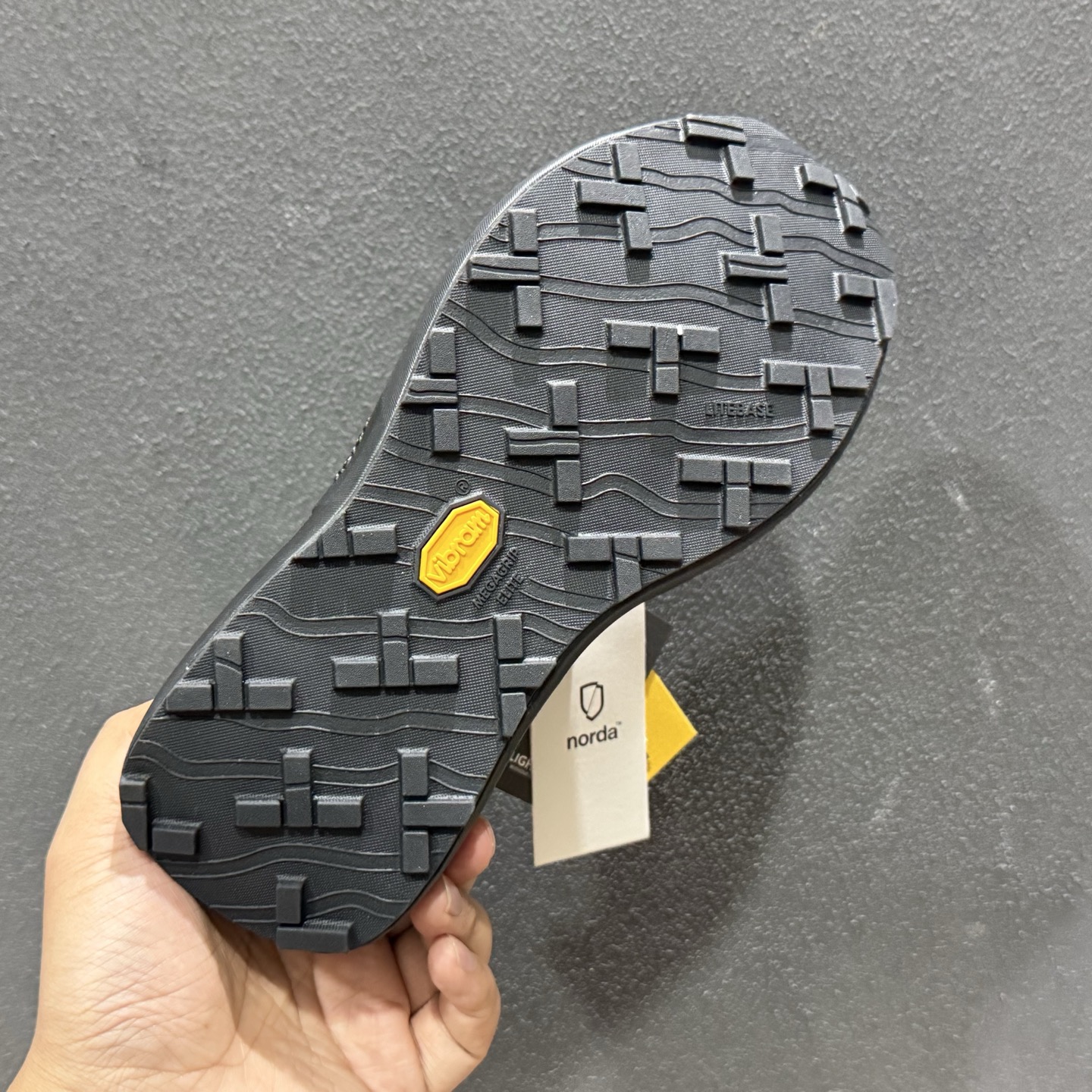 新品出货通知 市场独家上线 NORDA 005 Dyneema 徒步山地碎石路 越野跑鞋系列