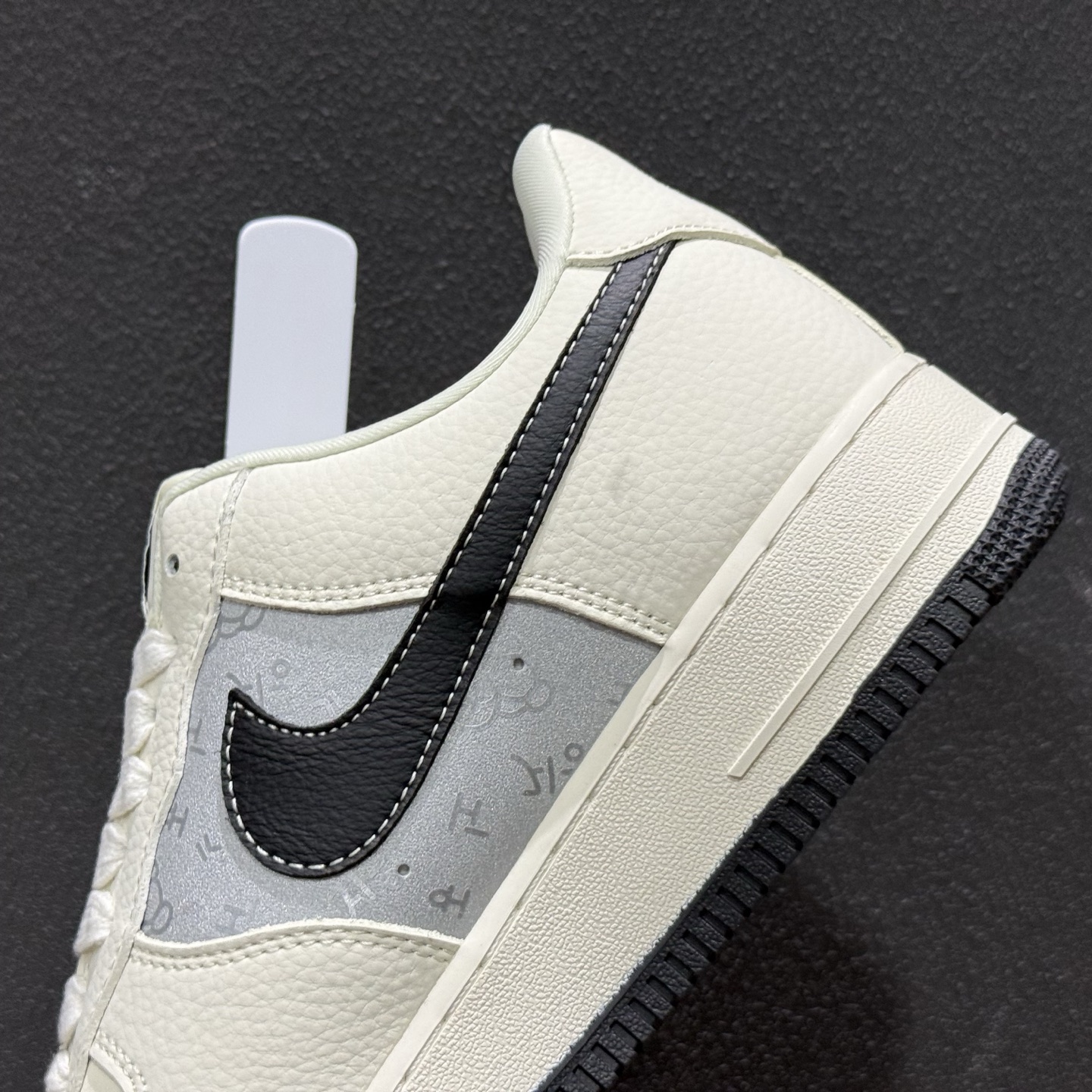 NK Air Force 1 空军一号 DW8806-013