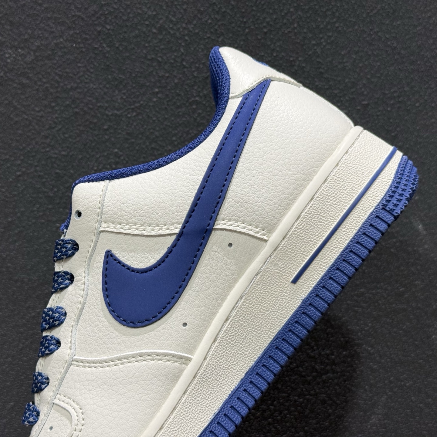 潮鞋出圈 百搭封神 AIR FORCE 1 经典空军一号 JP8028-075-Top High Quatity Cheap Sneakers Fashion Clothing Clothes Bags handbags Shoes of all Brand wholesale With The best Quality And Beautiful Price from China Factory Chinese suppliers wholesaler seller 潮鞋出圈 百搭封神 AIR FORCE 1 经典空军一号 JP8028-075