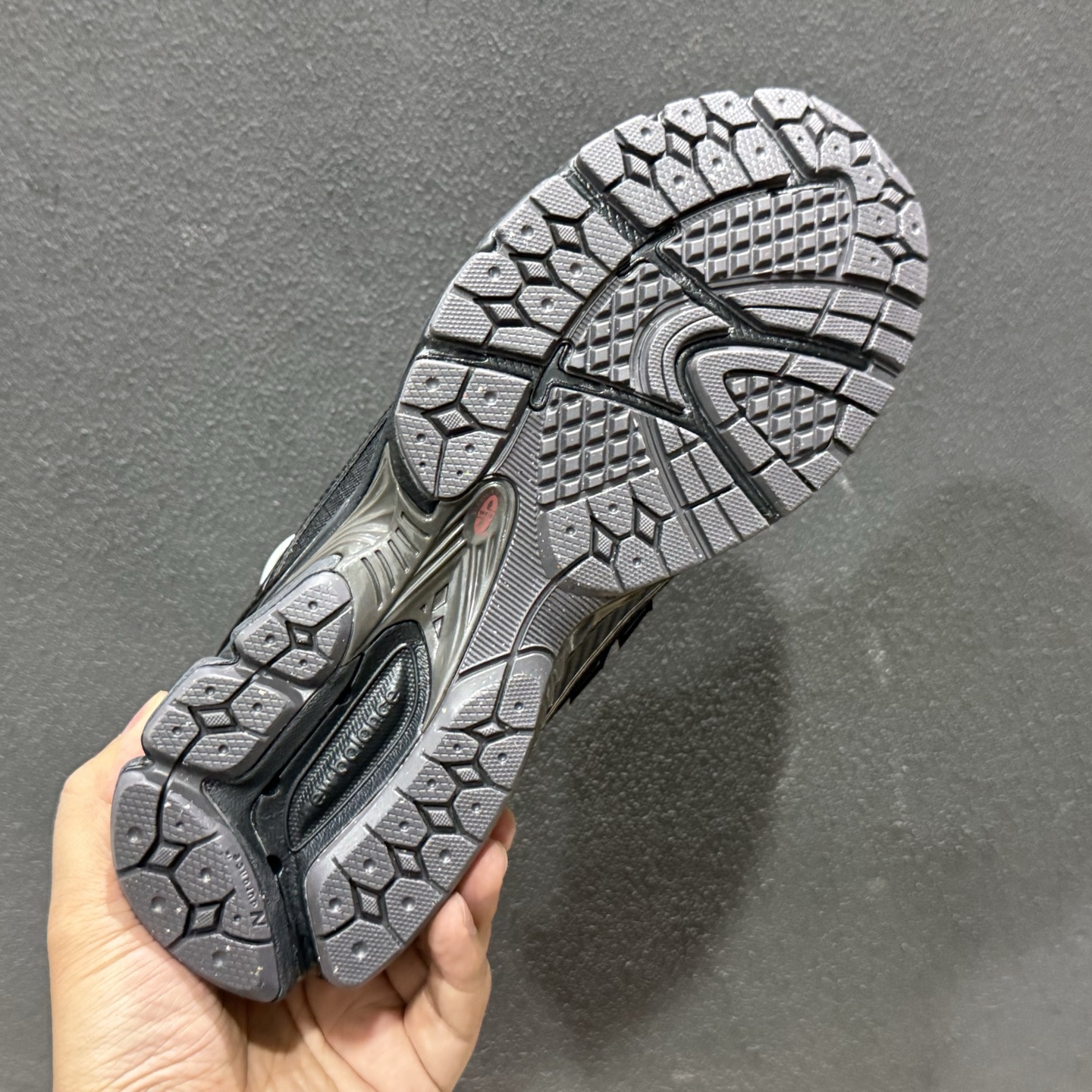 New Balance 1906系列复古老爹风休闲运动慢跑鞋 U1906RCG-Top High Quatity Cheap Sneakers Fashion Clothing Clothes Bags handbags Shoes of all Brand wholesale With The best Quality And Beautiful Price from China Factory Chinese suppliers wholesaler seller New Balance 1906系列复古老爹风休闲运动慢跑鞋 U1906RCG