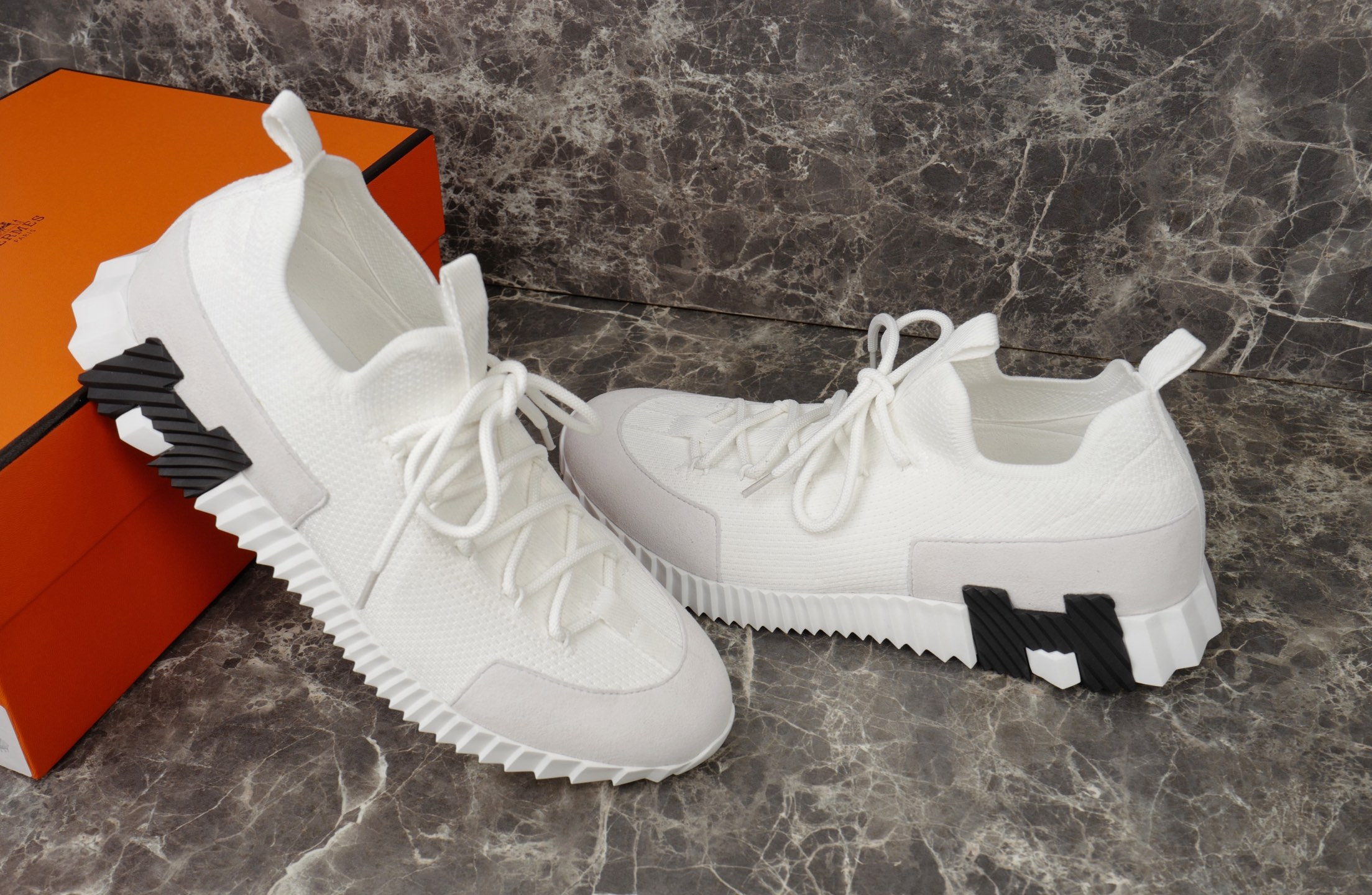 Hermes Bouncing Sneakers in Knitted Suede Goat Skin, Lace-Free Urban Style 9 i1752579894504 6028 0 7