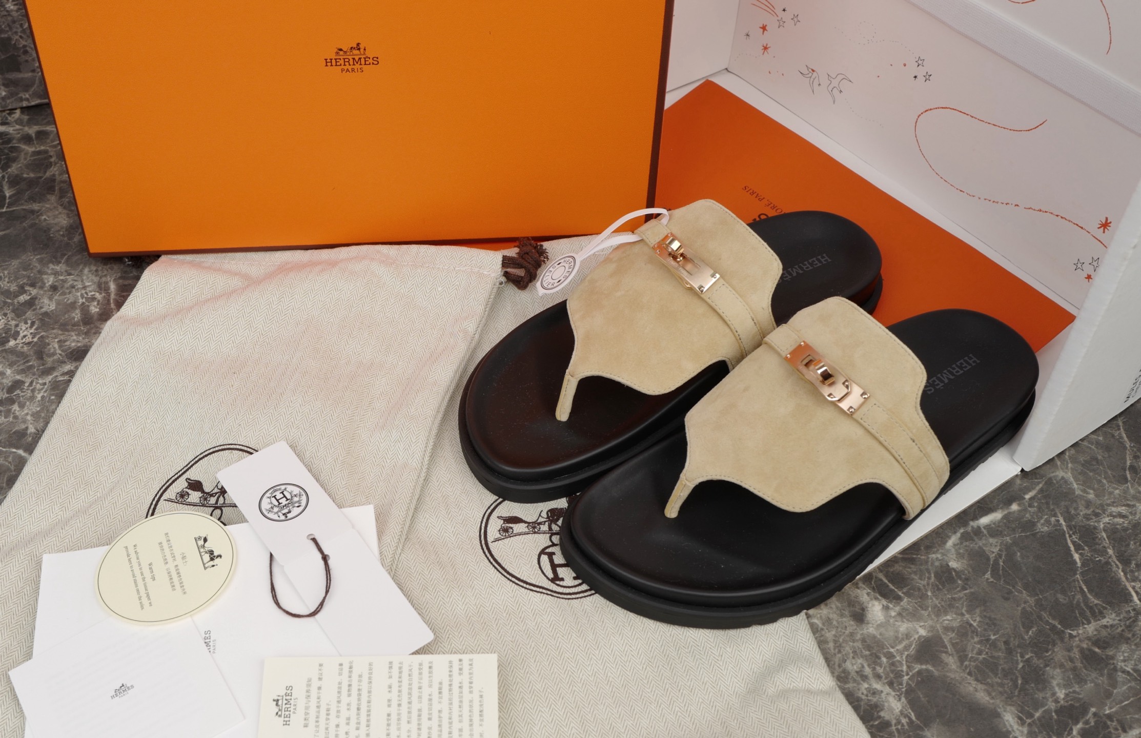 Hermès Women's Suede Leather Sandals with Kelly Buckle - Stylish Comfort 2 i1752580388343 2563 0 0