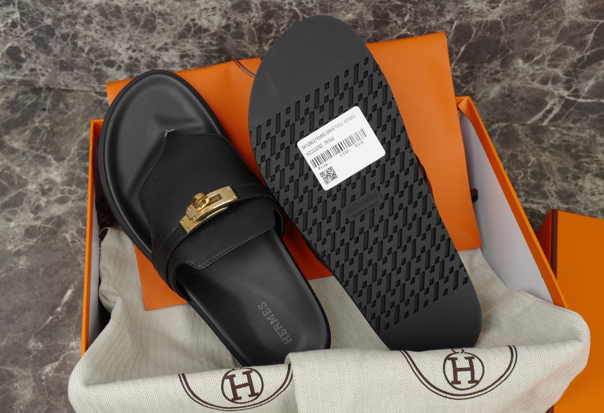Hermès Women's Black Leather Kelly Buckle Thong Sandals Slides Size 35-42 7 i1752580468145 1849 0 5