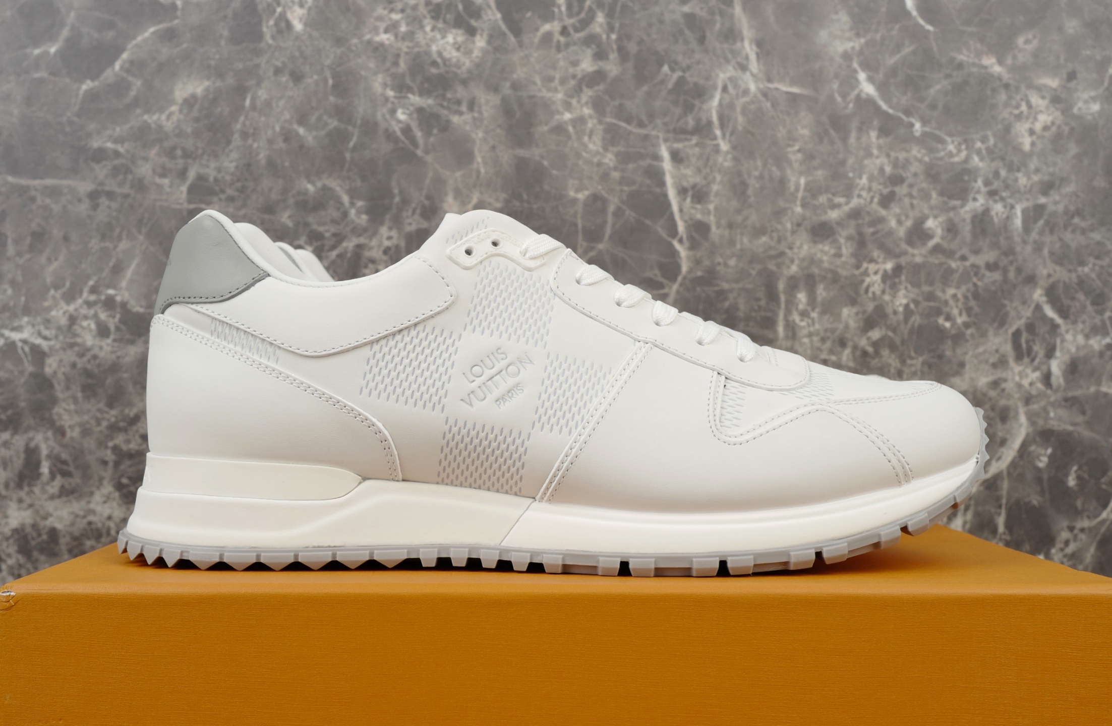 Louis Vuitton Run Away White Leather Damier Pattern Women's Sneakers Shoes 5 i1754652553304 5874 0 3