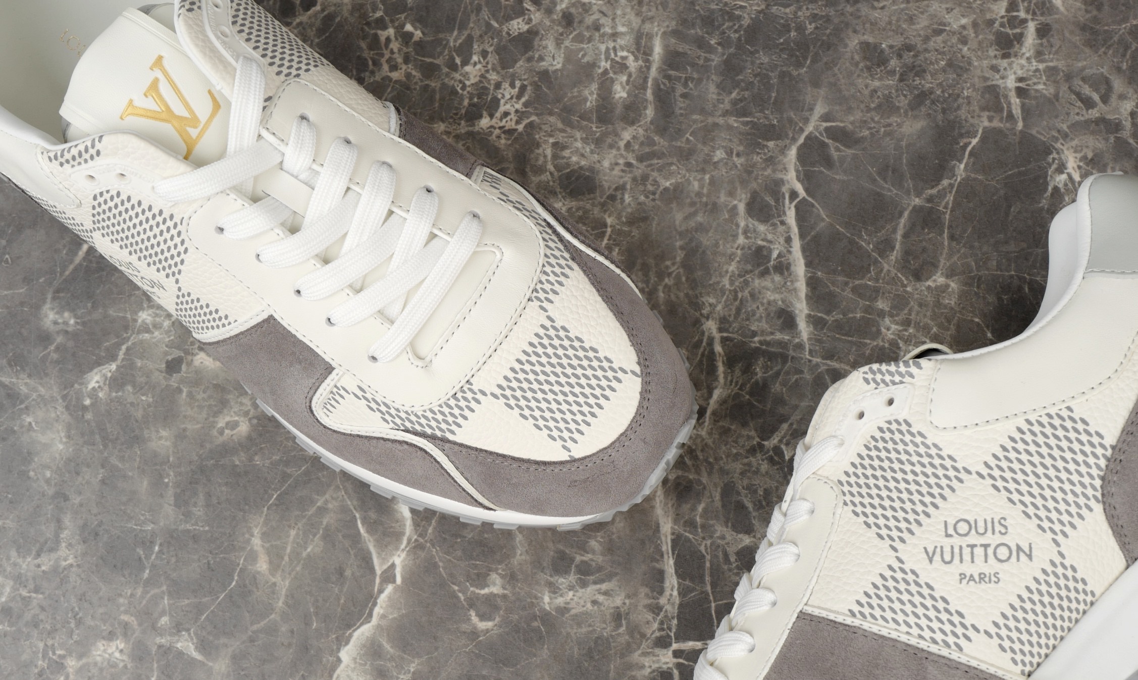 Louis Vuitton Run Away Sneakers in Jacquard Fabric with Damier Pattern 6 i1754652606548 2706 0 5