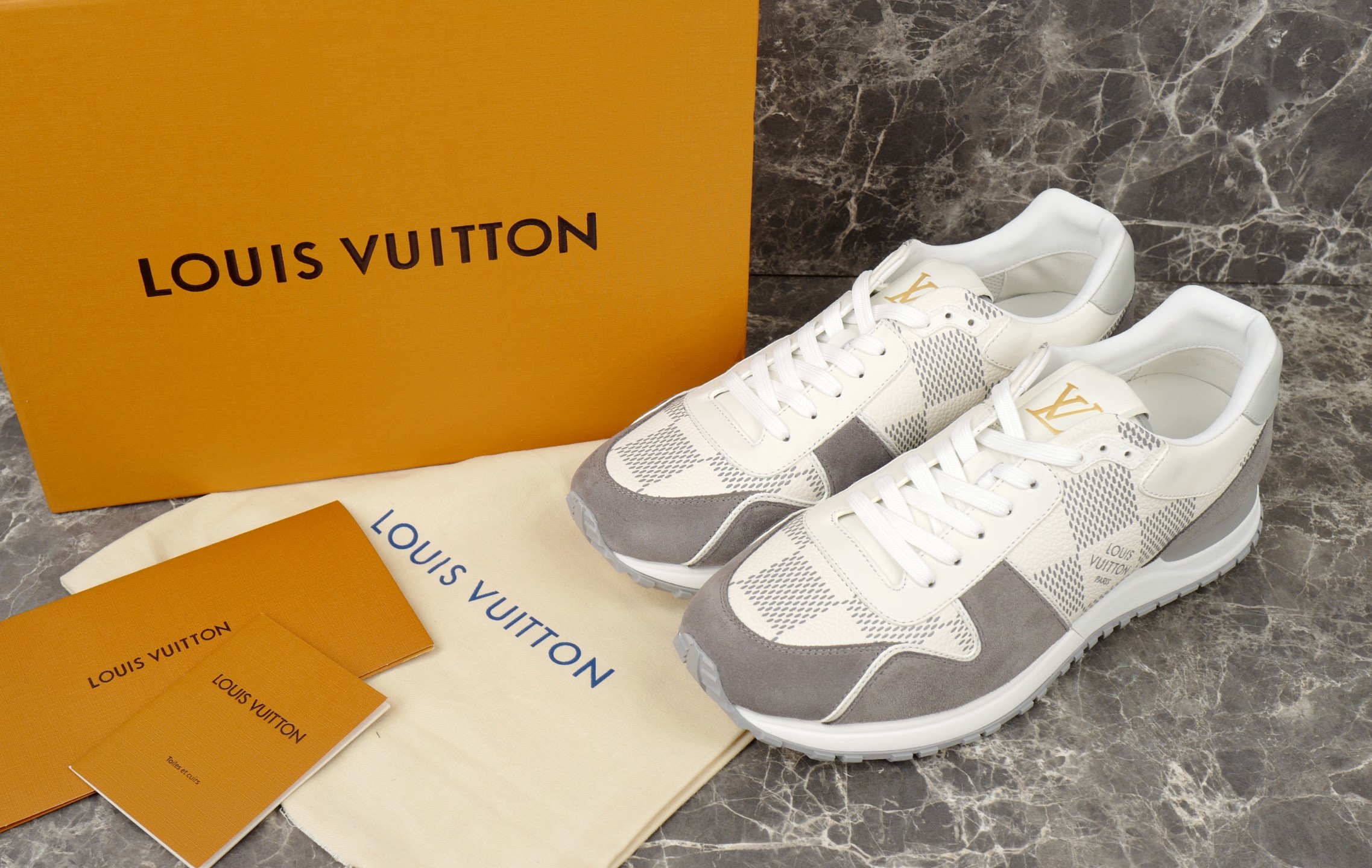 Louis Vuitton Run Away Sneakers in Jacquard Fabric with Damier Pattern 1 i1754652606554 6985 0 0