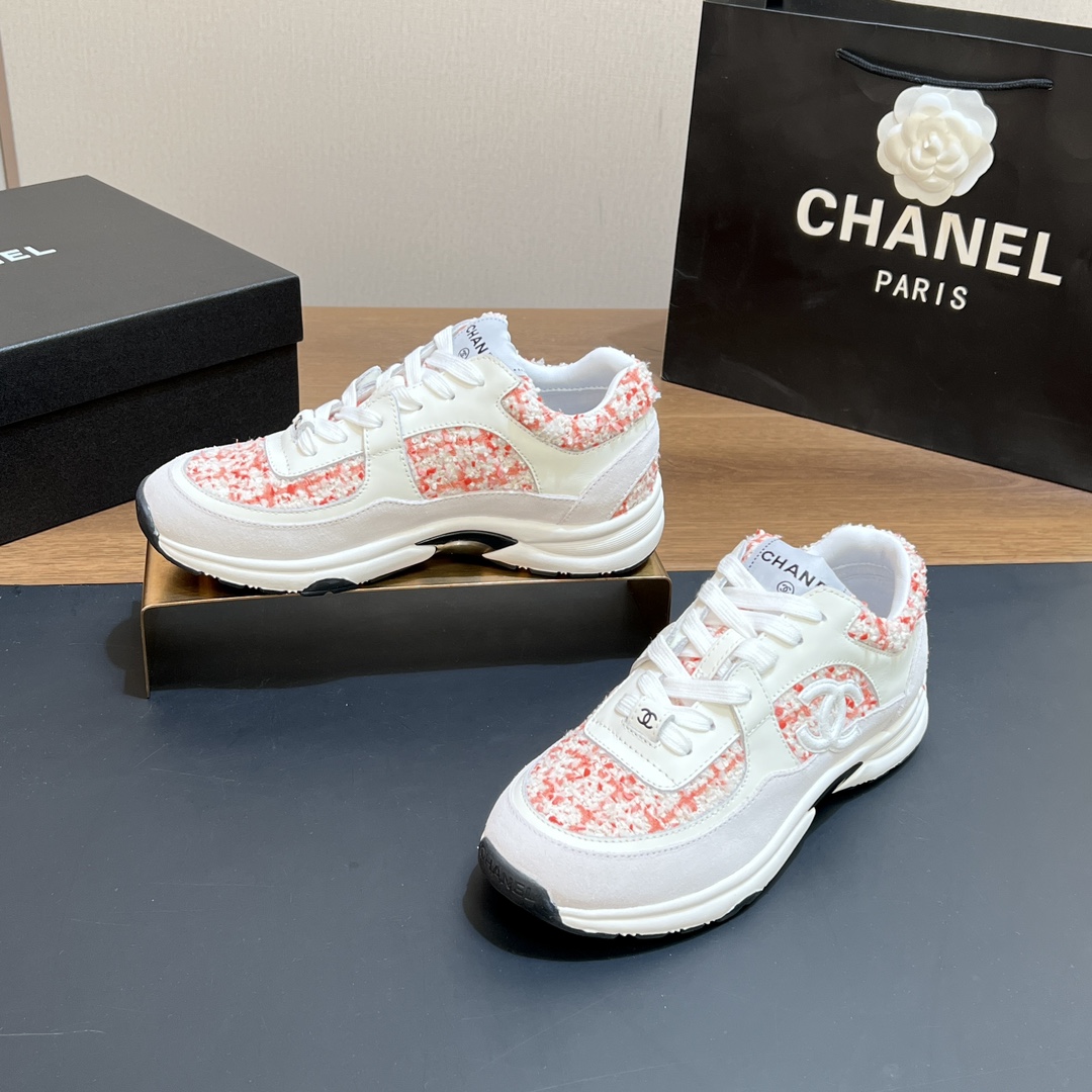 NO:167762,【Hot Product】 Chanel Chanel latest color new wool sneaker casual sneakers latest wool color matching, super good looking, very comfortable, very spring flavor, light and comfortable sole, can run and jump, suede splicing wool upper, open mold, comfortable rubber combination sole size 35-40, casual shoes/sports shoes, chanel, chanel, sneakers, chamois leather19860909【爆款】 Chanel 香奈儿 最新颜色新款毛呢sneaker休闲运动鞋 最新毛呢配色,超级好看,非常舒服 非常有春天的味道 鞋底轻便舒适 跑跳皆可 鞋面麂皮拼接毛呢 鞋底开模舒适橡胶组合底 码数35-40,休闲鞋/运动鞋,chanel,chanel,sneakers,chamois leather,Women's Shoes
