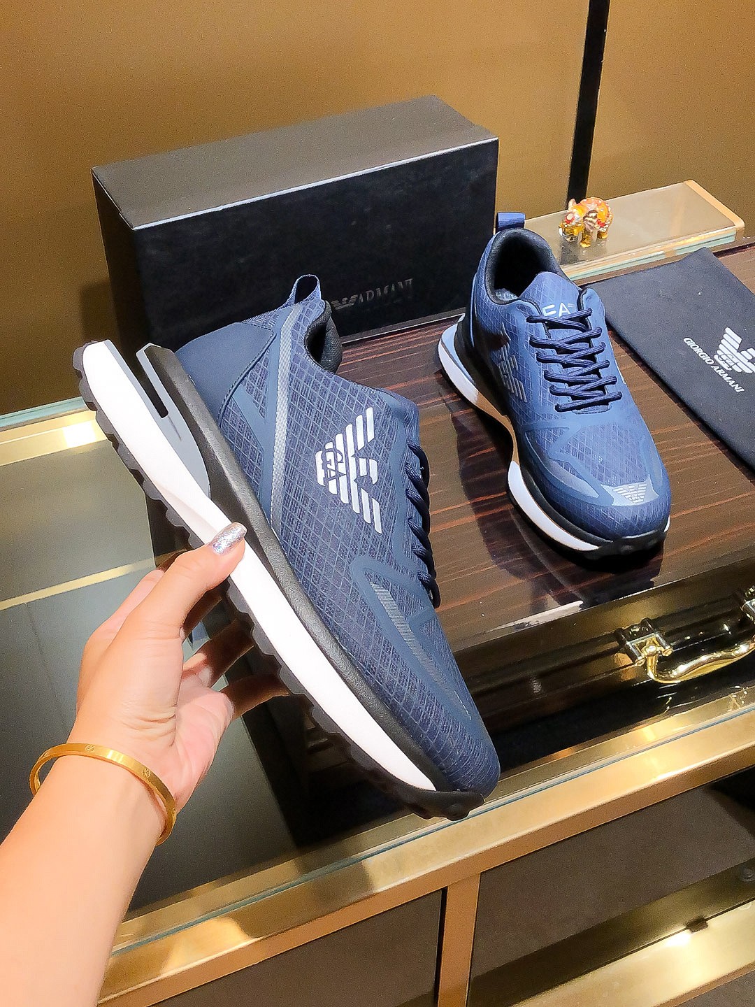 Nombre del producto: ARMANI P260 tamaño regular: 38-44 (mocasines) Material del producto: superior d