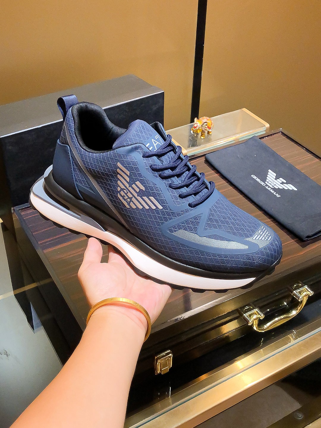 Nombre del producto: ARMANI P260 tamaño regular: 38-44 (mocasines) Material del producto: superior d