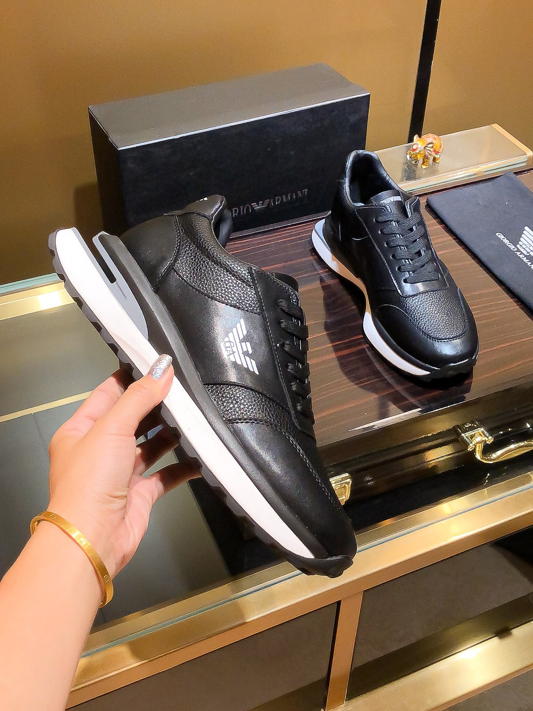 Nombre del producto: ARMANI "Armani" P260 tamaño regular: 38-44 (zapatos casuales) Material del prod
