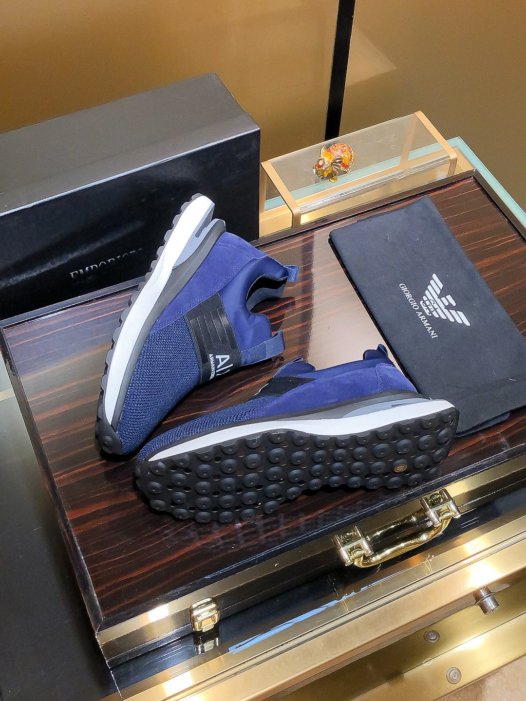 Nombre del producto: ARMANI "Armani" P260 tamaño regular: 38-44 (overshoes) Material del producto: s