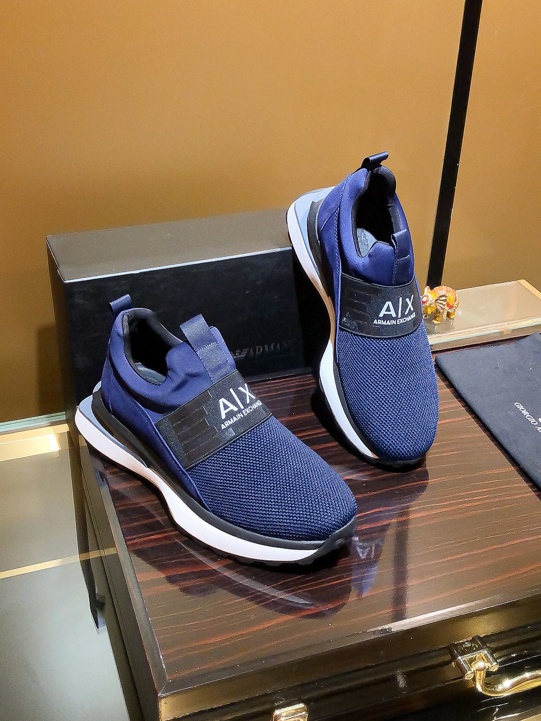 Nombre del producto: ARMANI "Armani" P260 tamaño regular: 38-44 (overshoes) Material del producto: s