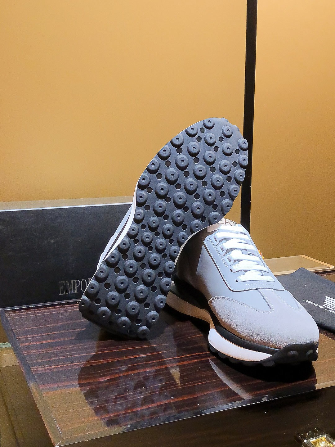 Nombre del producto: ARMANI "Armani" P260 tamaño regular: 38-44 (zapatos casuales) Material del prod