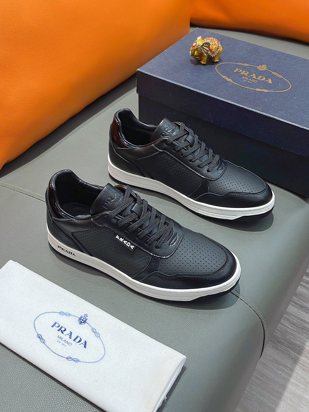 NO:277239,Product name PRADA 