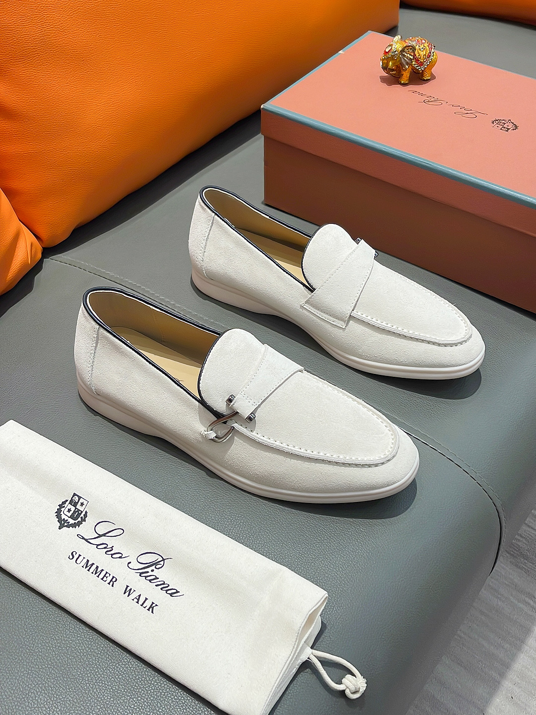 NO:277394,Product name LORO PIANA 