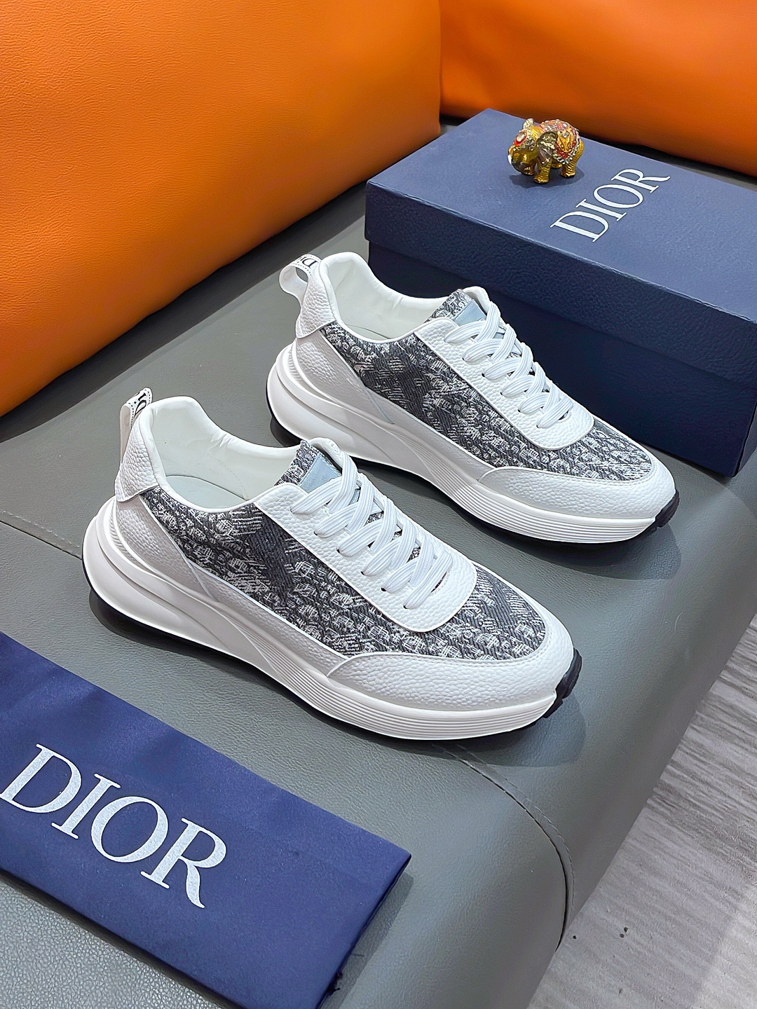 NO:284873,Product name DIOR 