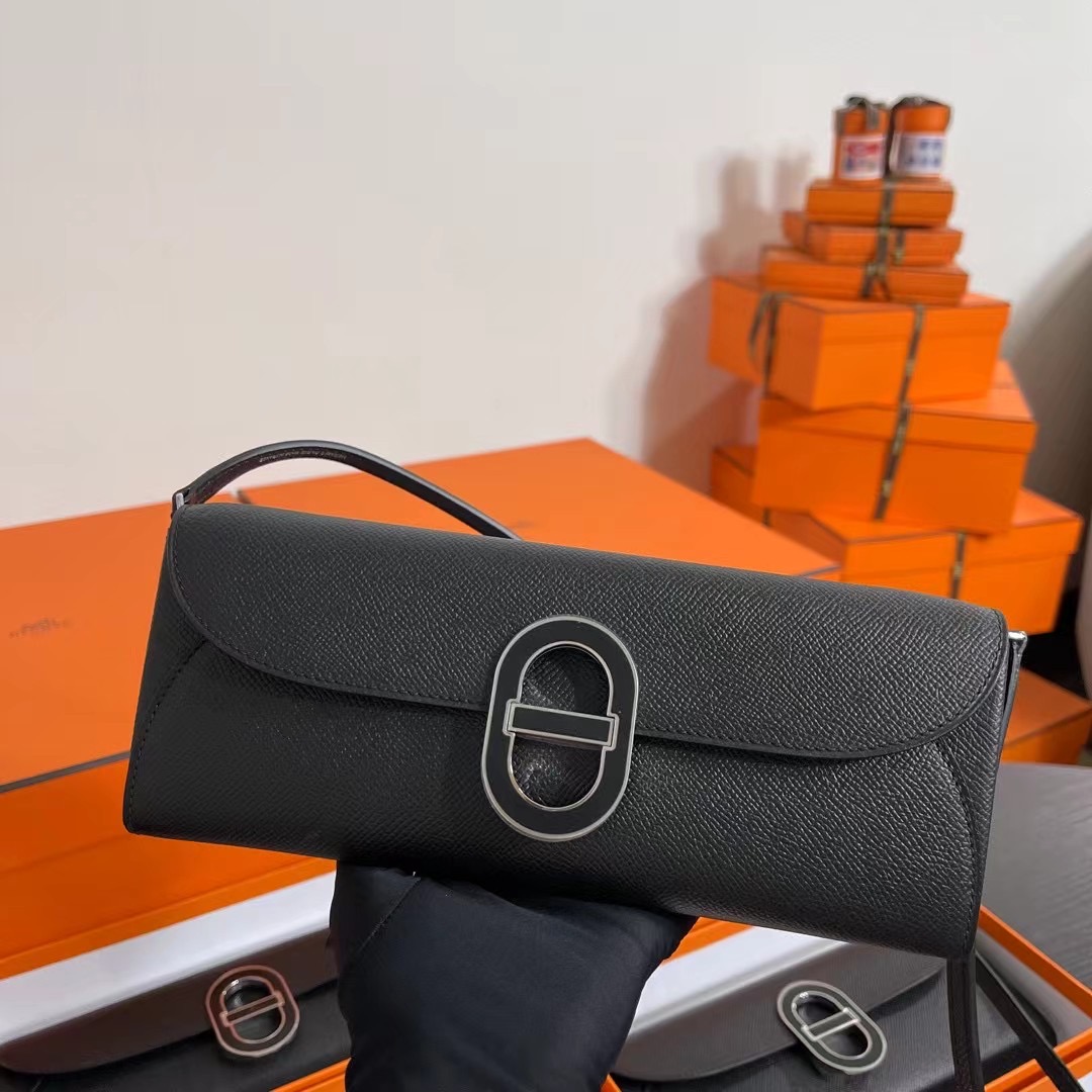 NO:699224,New product Chaine‘d Andre pig nose to go 24cm, original imported Esom leather [black] black enamel buckle, counter synchronization, fully handmade beeswax thread sewing, pure steel hardware, in stock, Hermes, Hermes,19860909新品 Chaine‘d Andre 猪鼻子 to go 24cm 原厂进口Esom皮【黑色】黑珐琅扣 专柜同步 全手工蜜蜡线缝制 纯钢五金 现货,爱马仕,hermes,Hermes,,Bag