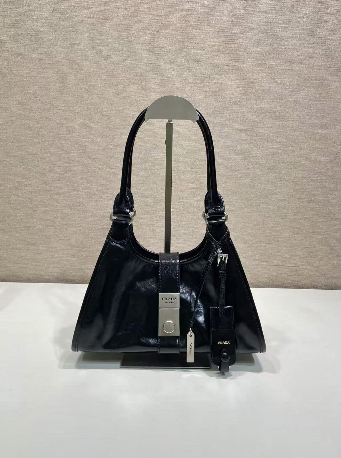 Elegant Leather Top Handle Bag, Fashionable Mini Shoulder Bag for Women 2 i1751863745 5327 0
