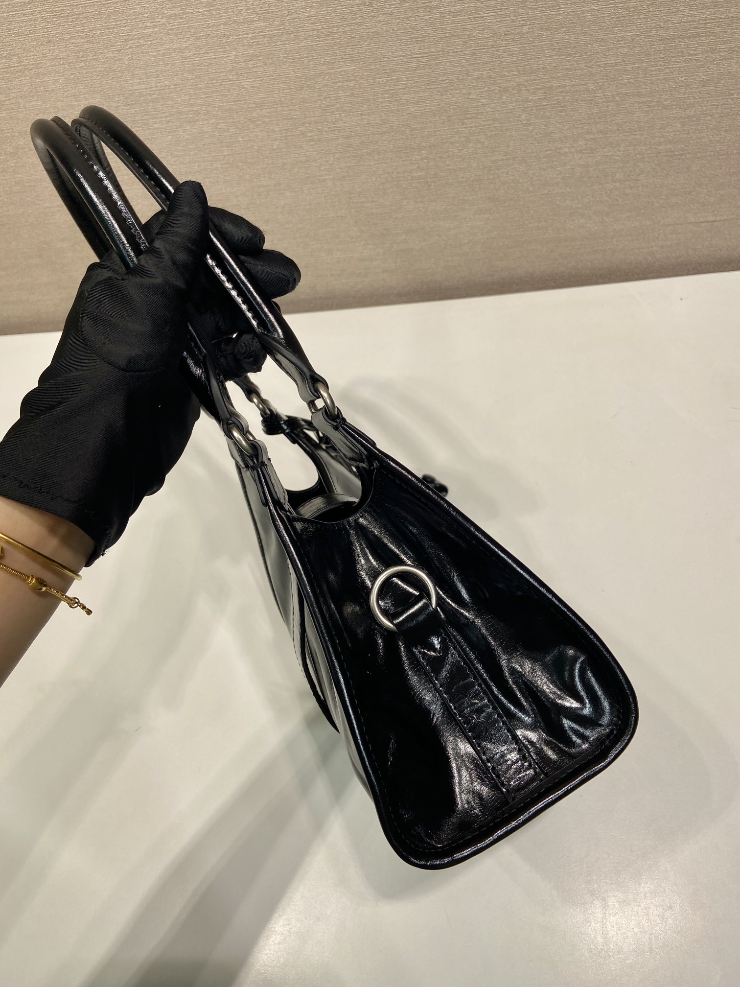 Elegant Leather Top Handle Bag, Fashionable Mini Shoulder Bag for Women 6 i1751863746 2915 2