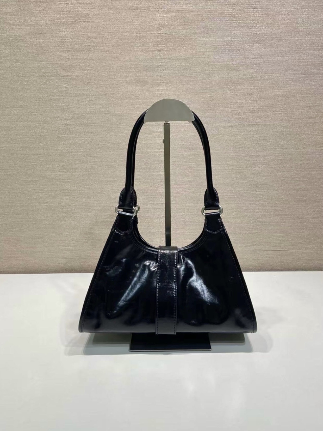 Elegant Leather Top Handle Bag, Fashionable Mini Shoulder Bag for Women 5 i1751863746 3155 8