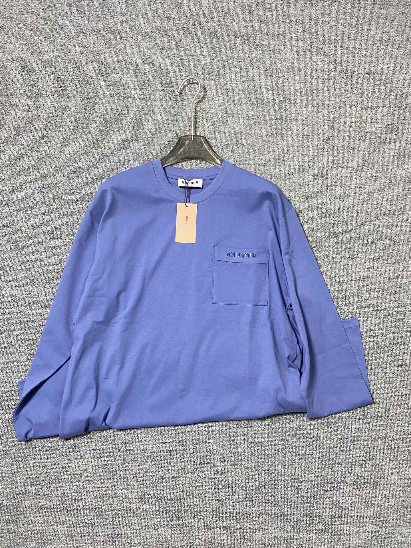 Miu Miu Women's Blue Long Sleeve Crew Neck T-Shirt With Logo 4 i1725024325 1867 0